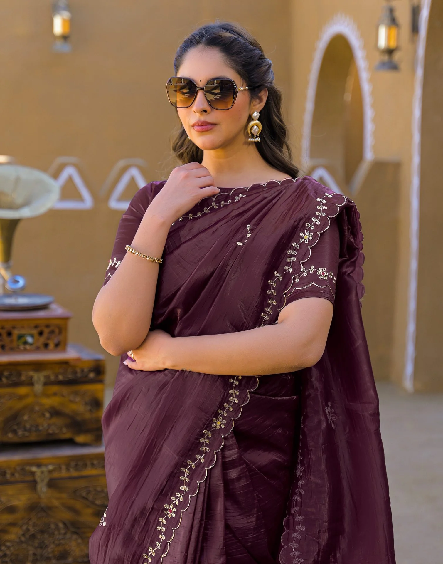 Dusty Wine Crush Tissue Embroidery Saree - Image 2