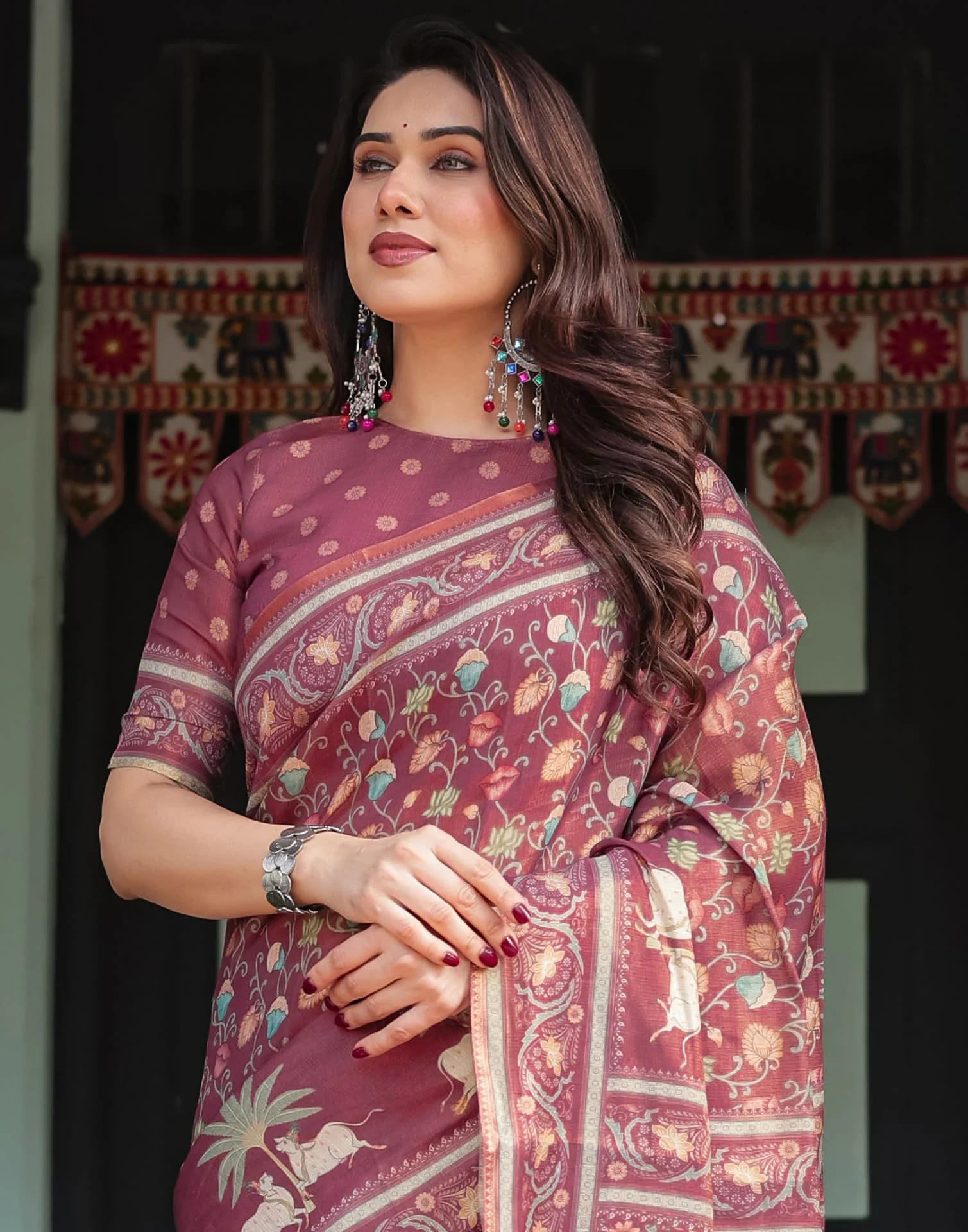 Dusty Wine Linen Printed Saree - Image 2