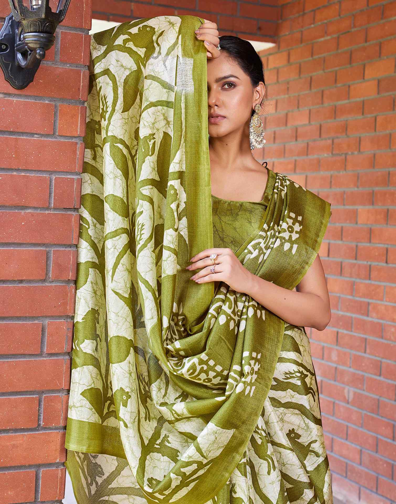 Green Cotton Printed Saree - Image 7