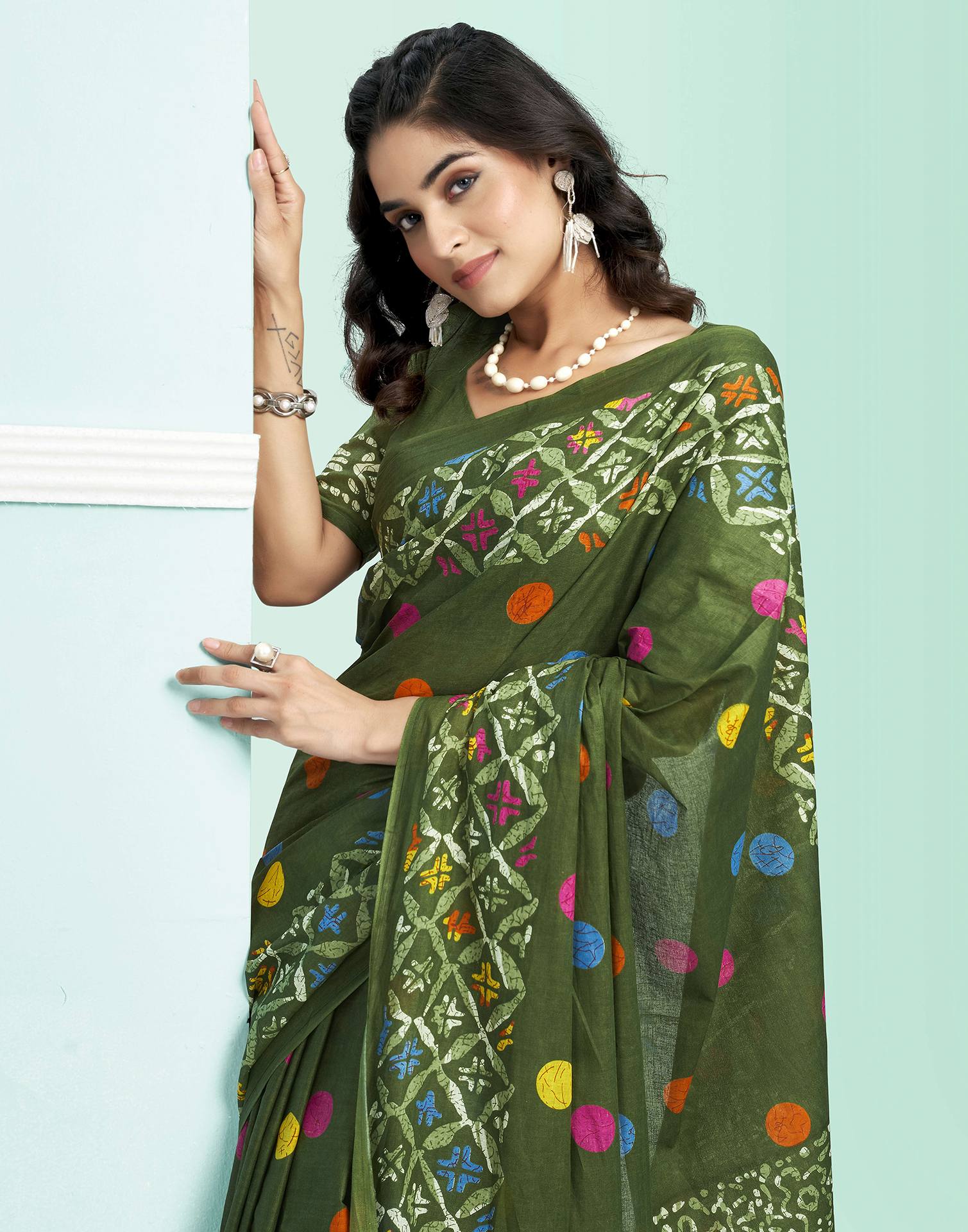 Green Cotton Printed Saree - Image 2