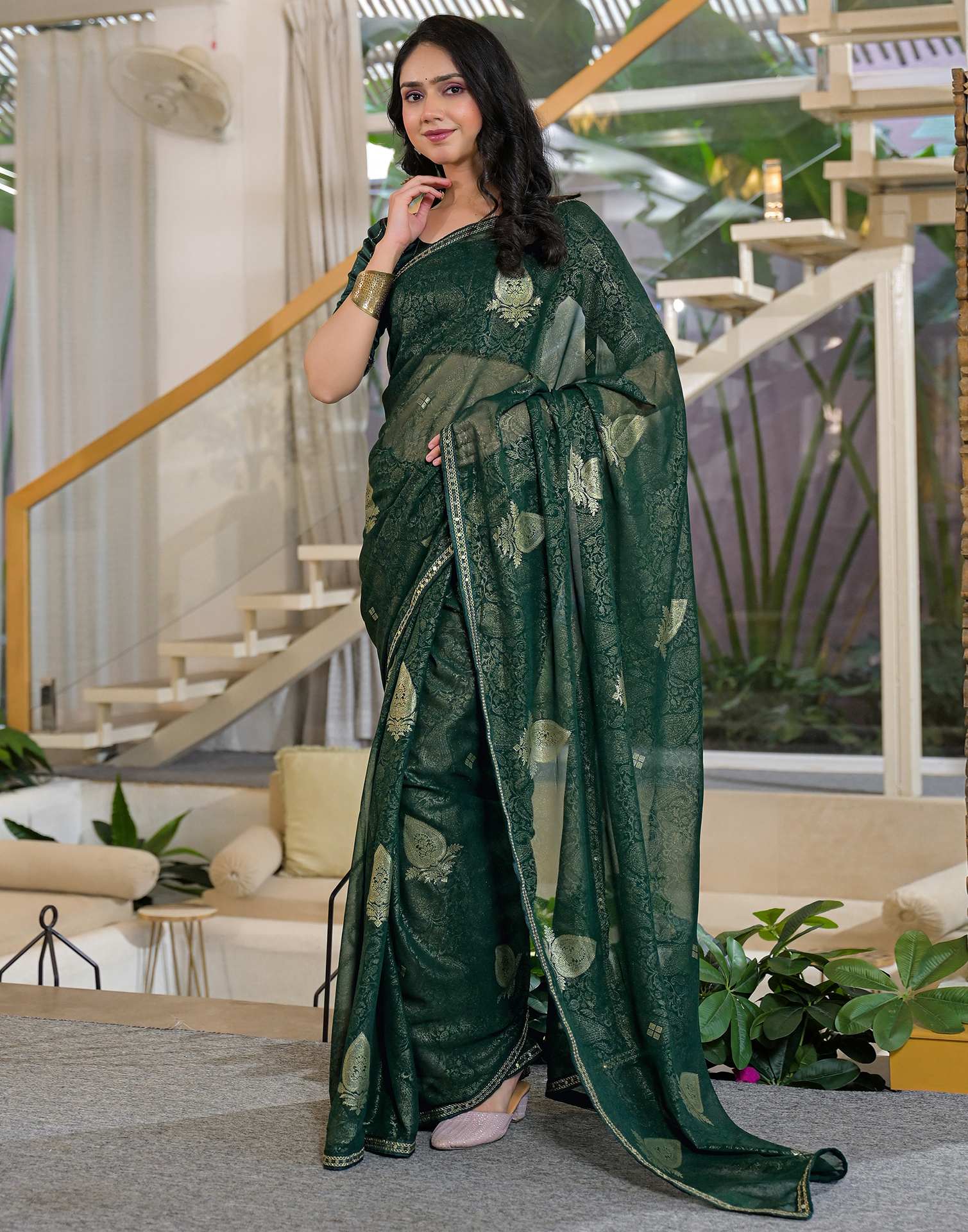 Green Georgette Foil Printed Lace Saree - Image 4