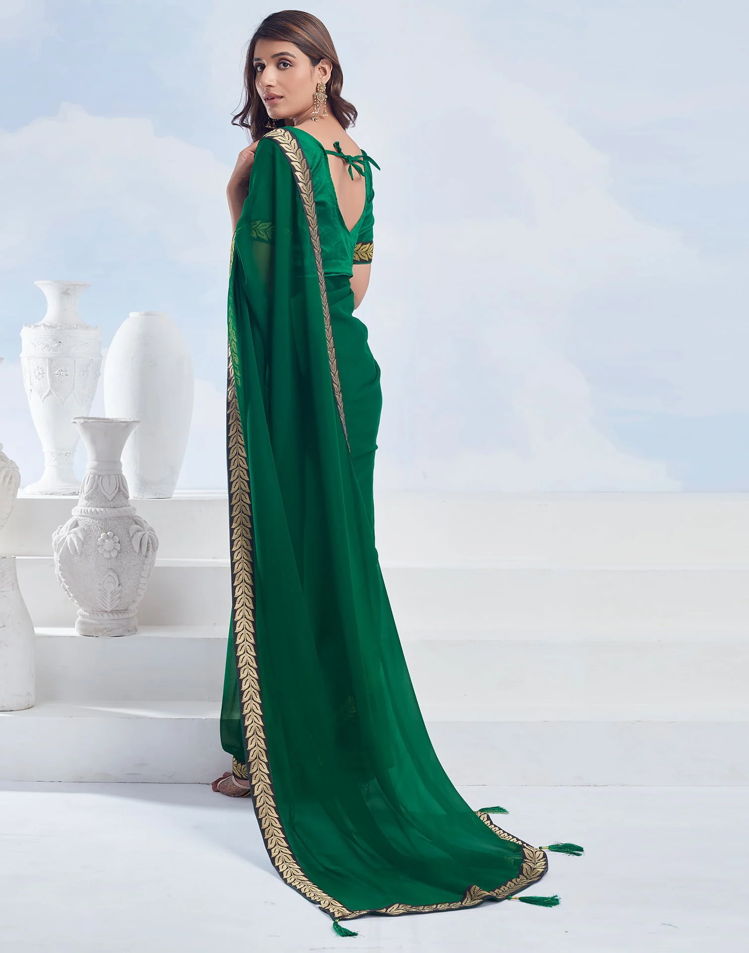 Dark Green Georgette Plain Saree - Image 4