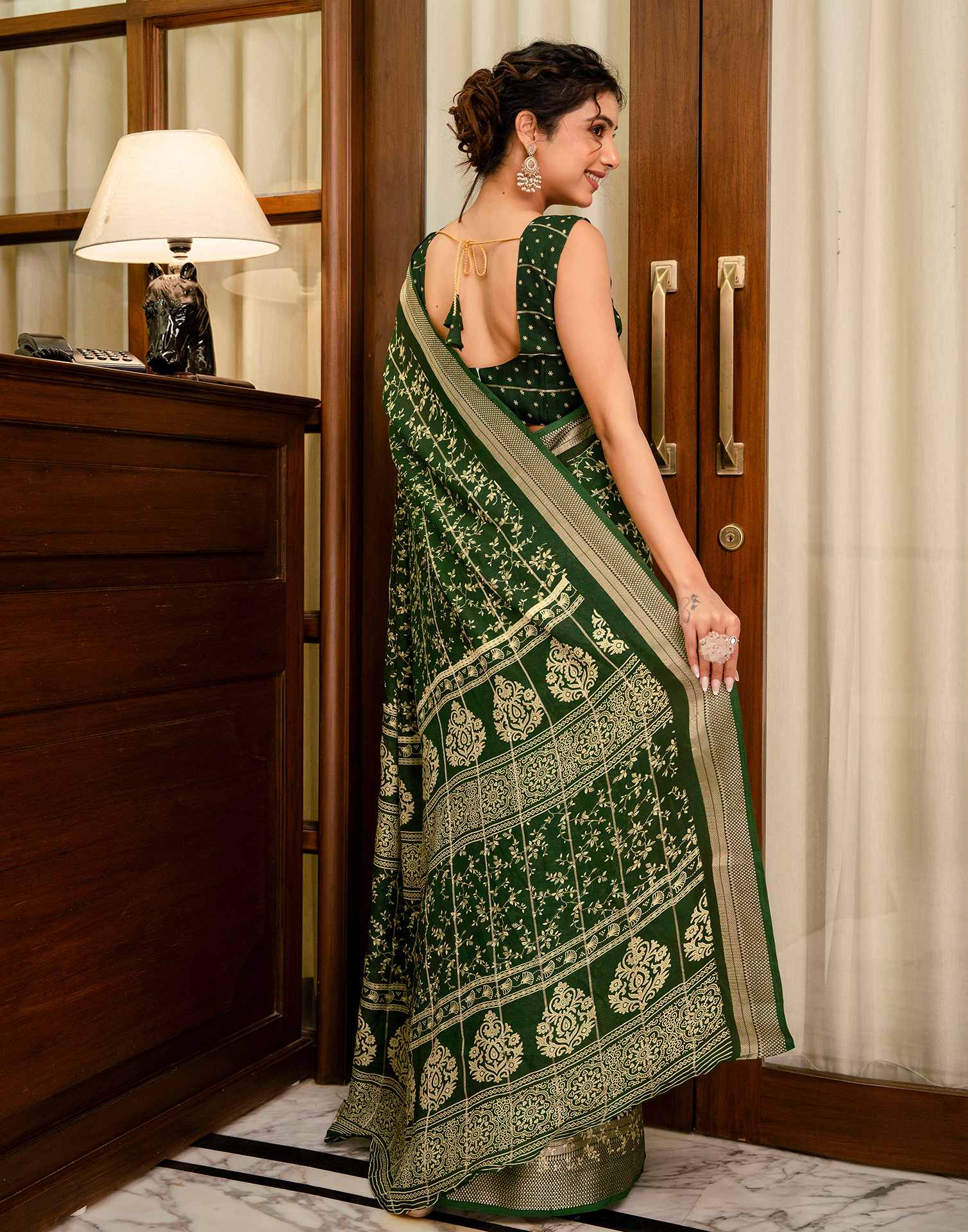 Green Georgette Printed Zari Stripe SareeĀ - Image 7