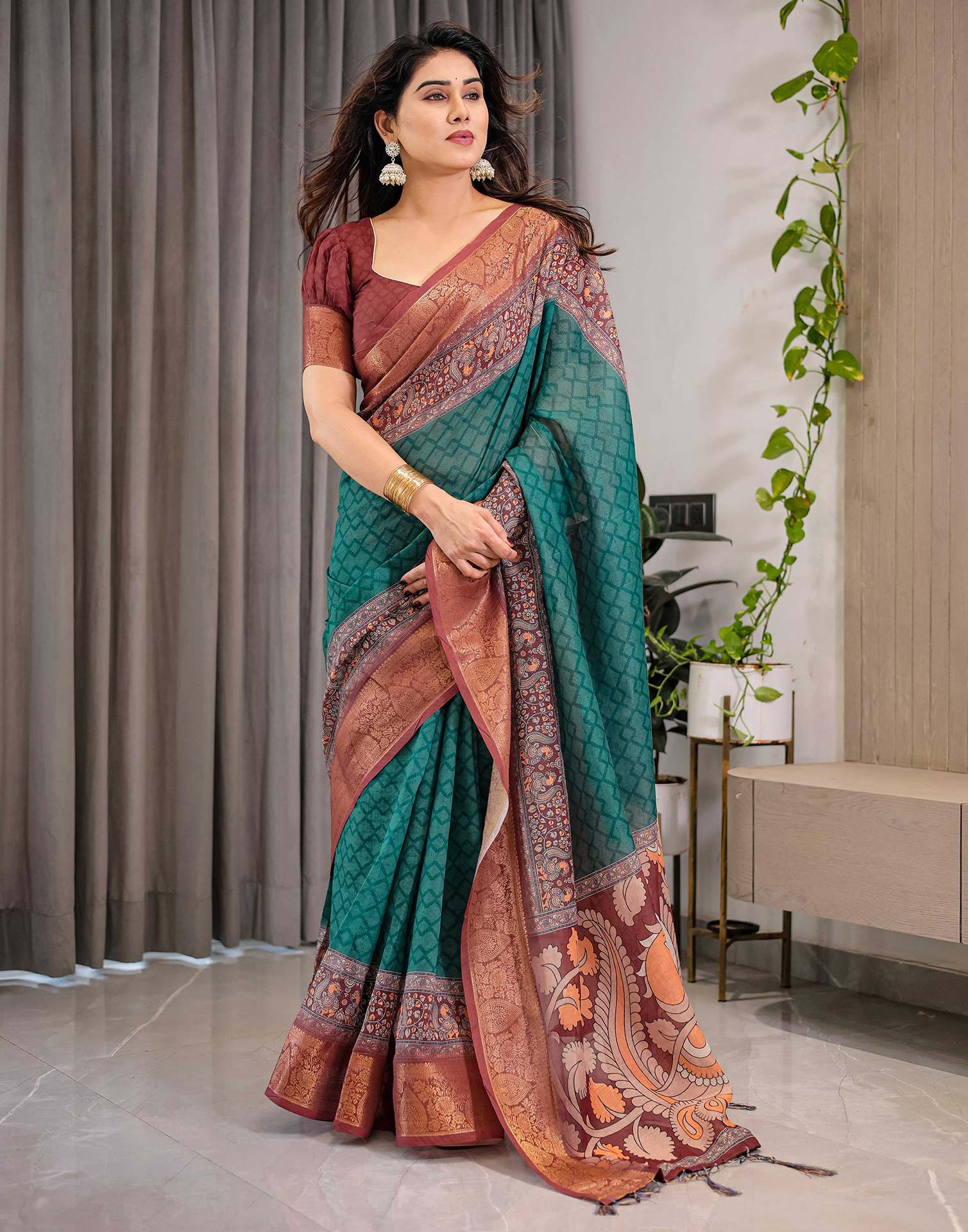 Green Linen Printed Saree - Image 12