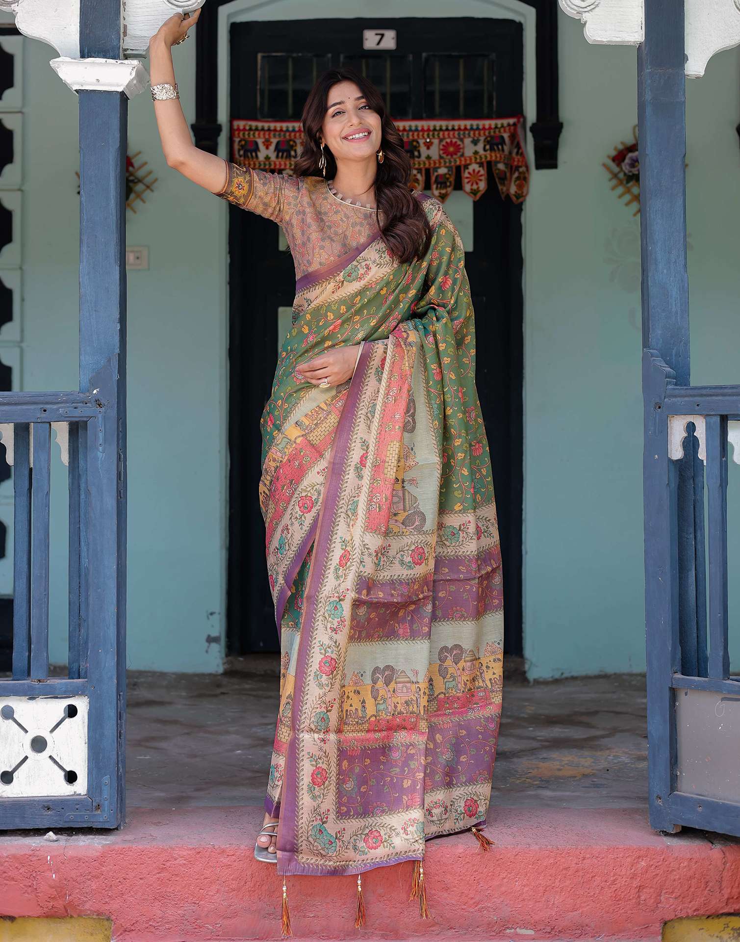 Green Shimmer Silk Printed Saree - Image 5