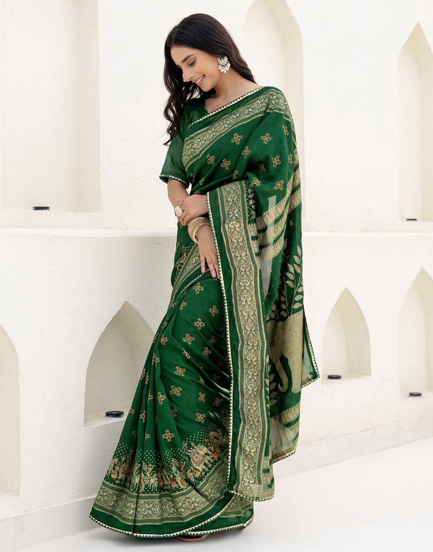 Green Silk Foil Printed Saree - Image 4