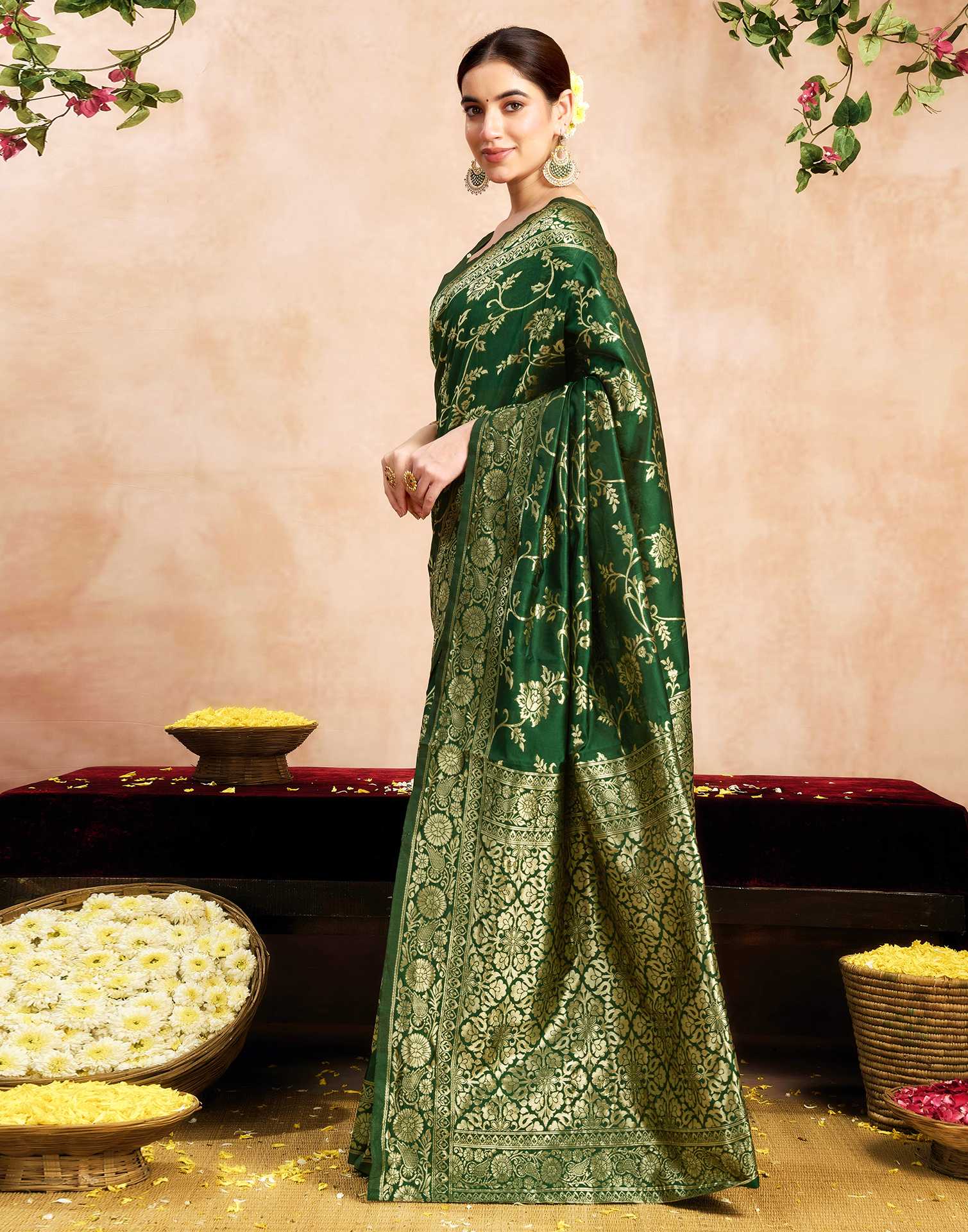Green Silk Woven Banarasi Saree - Image 4
