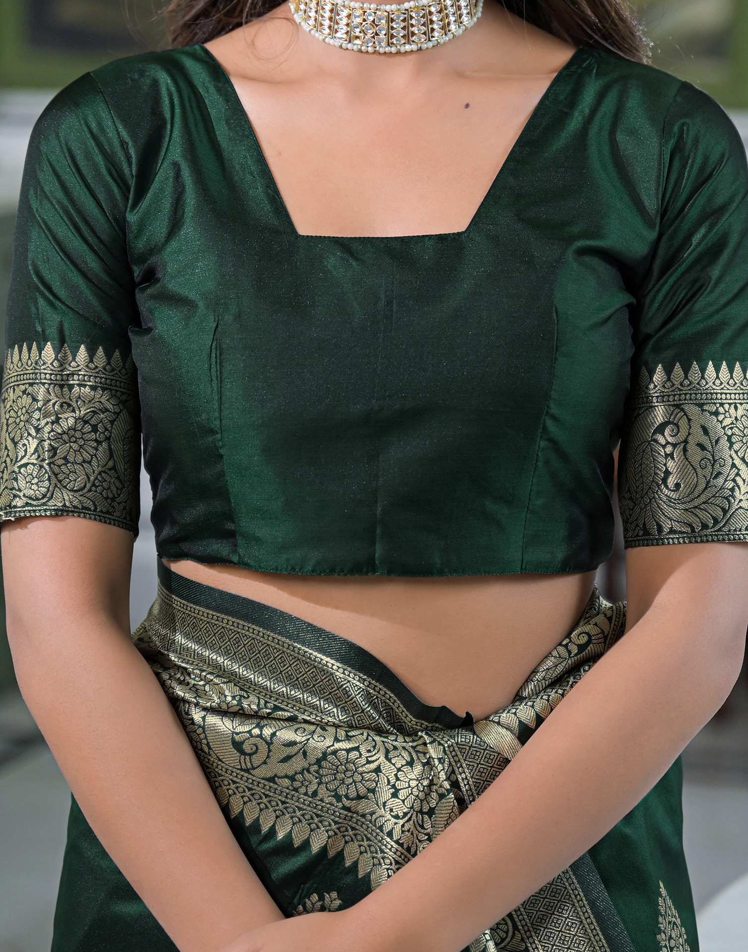 Green Silk Woven Banarasi Saree - Image 11