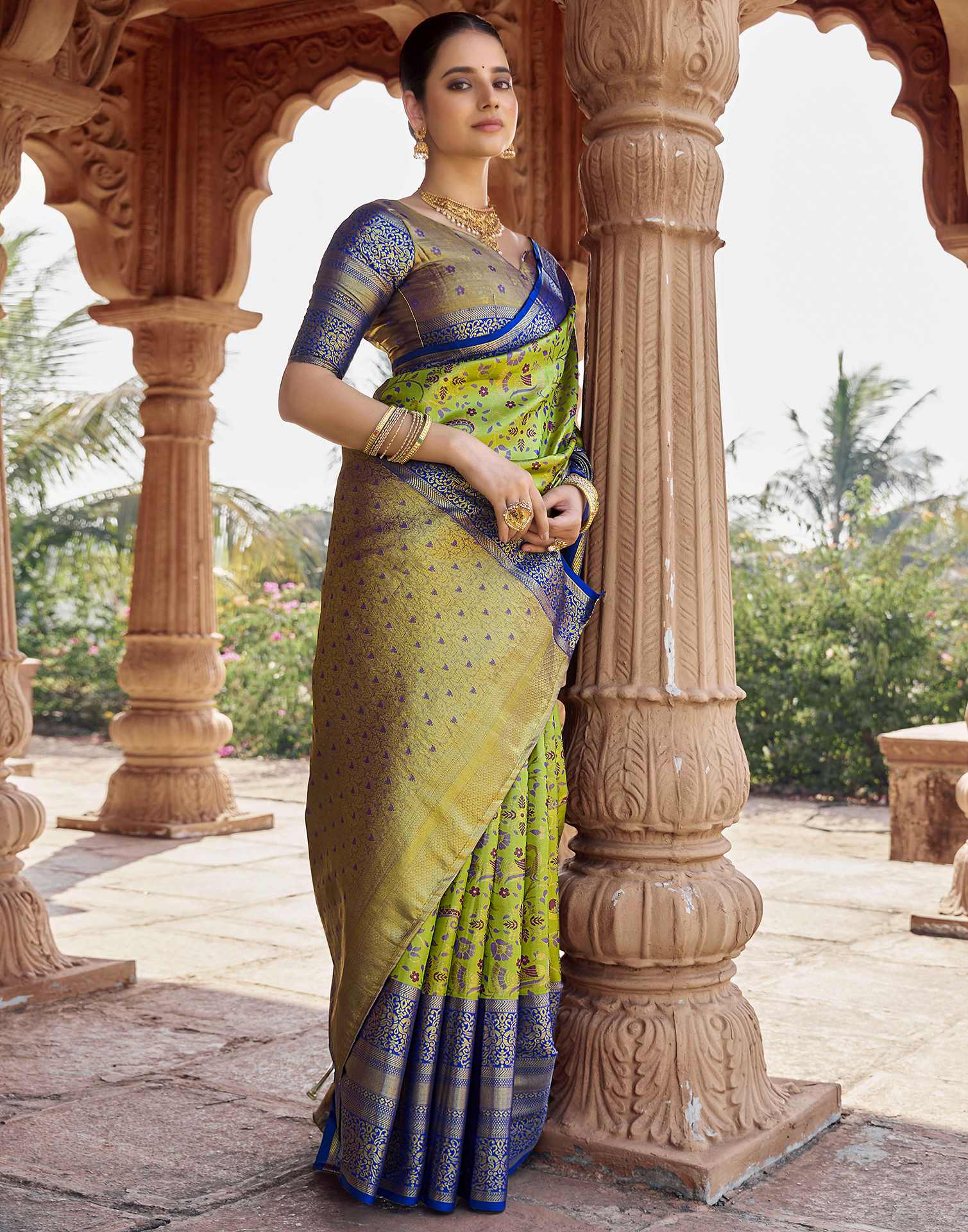 Green Silk Woven Kanjivaram Saree - Image 5