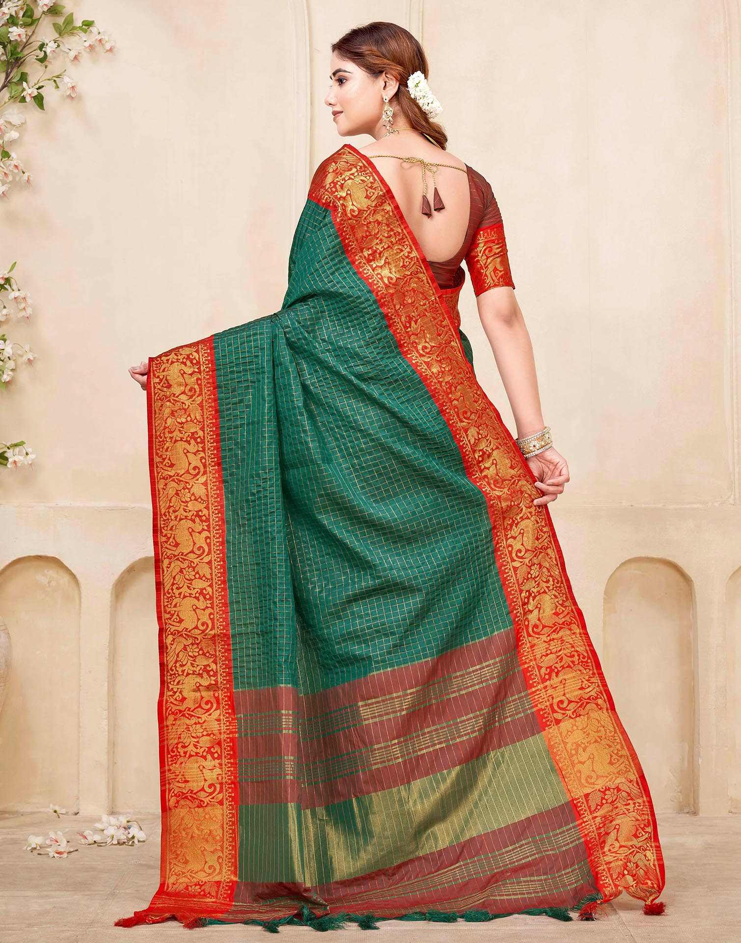 Green Silk Woven Kanjivaram Saree - Image 6