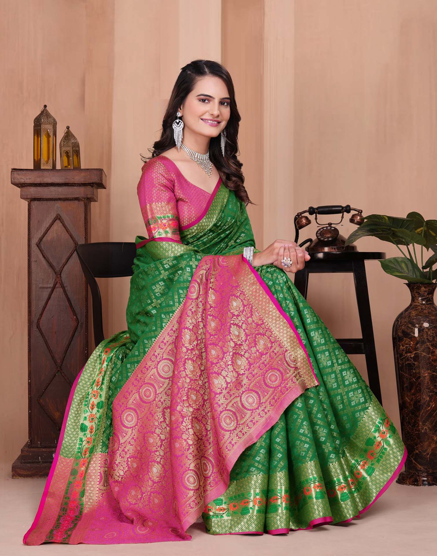 Green Silk Woven Patola Saree - Image 4