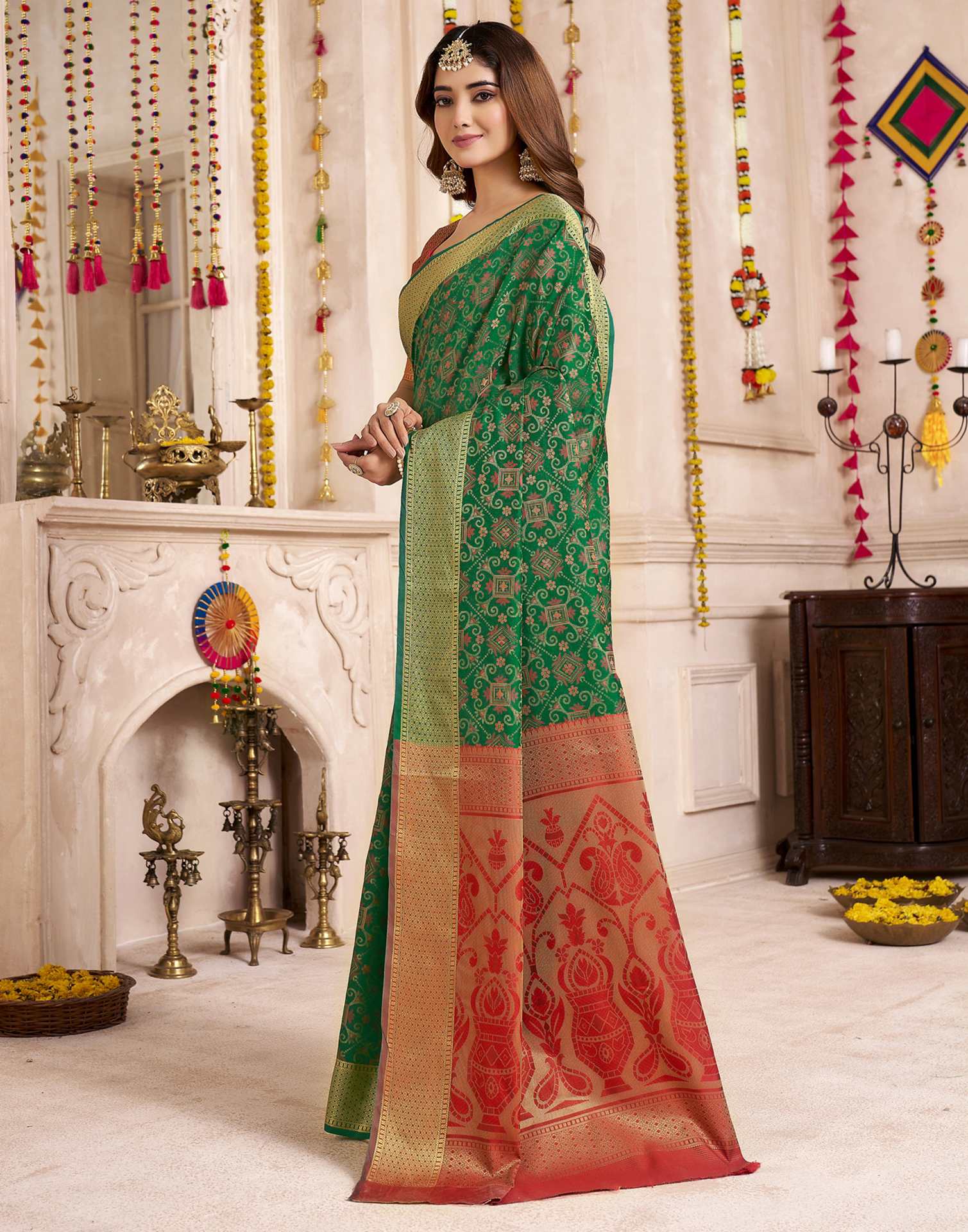 Green Silk Woven Patola Saree - Image 4