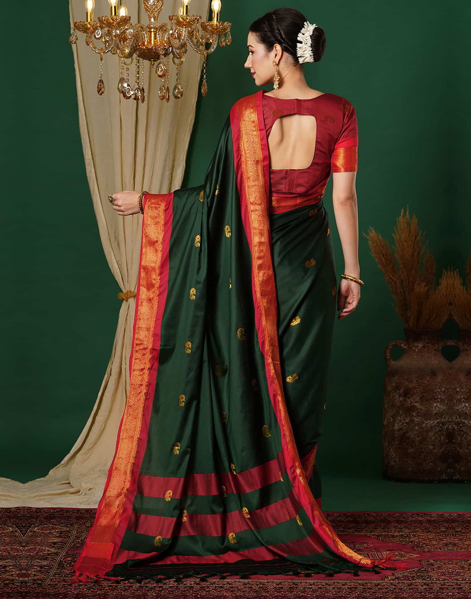 Dark Green Silk Woven Kanjivaram Saree - Image 4