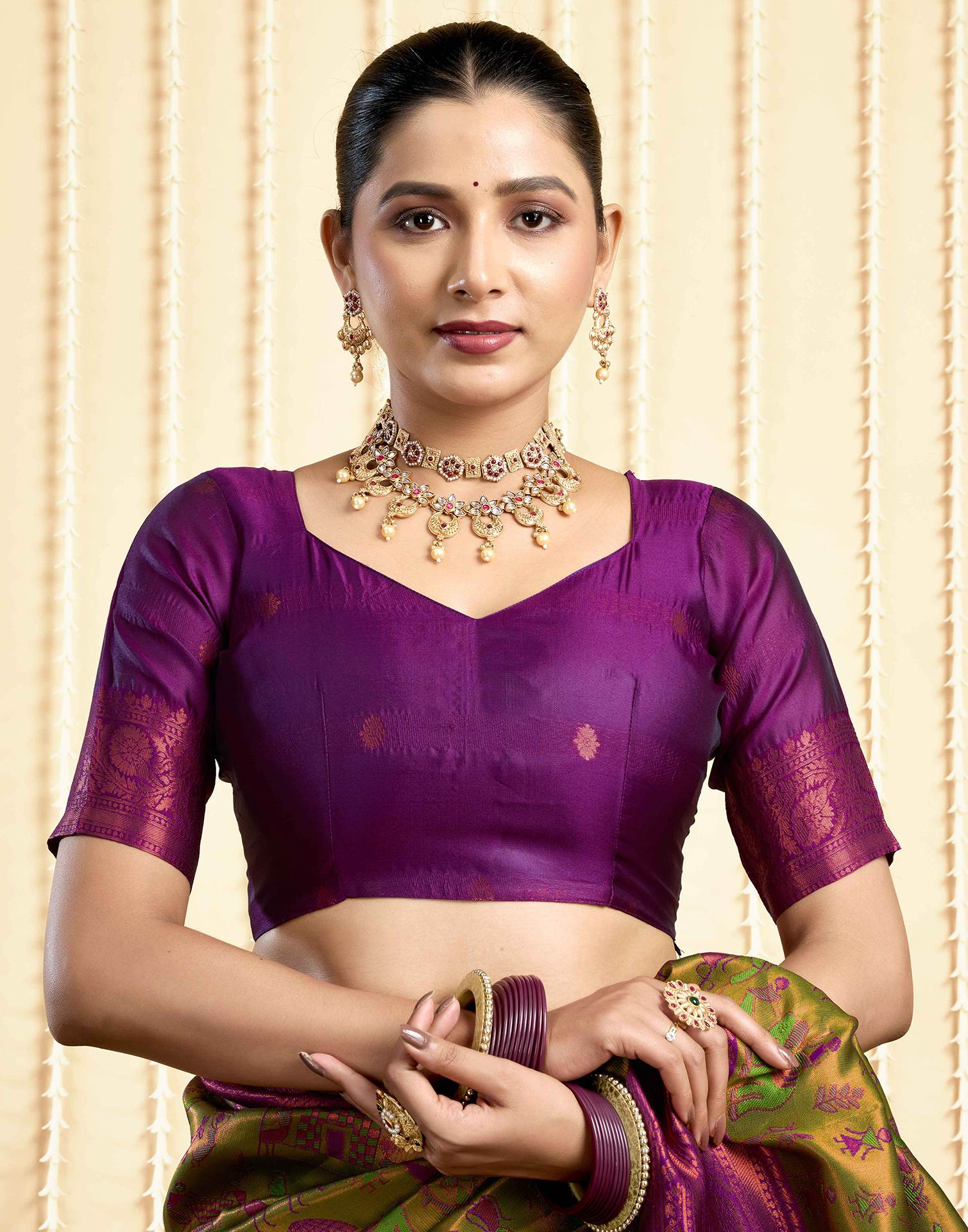 Green Silk Woven Banarasi Saree - Image 8