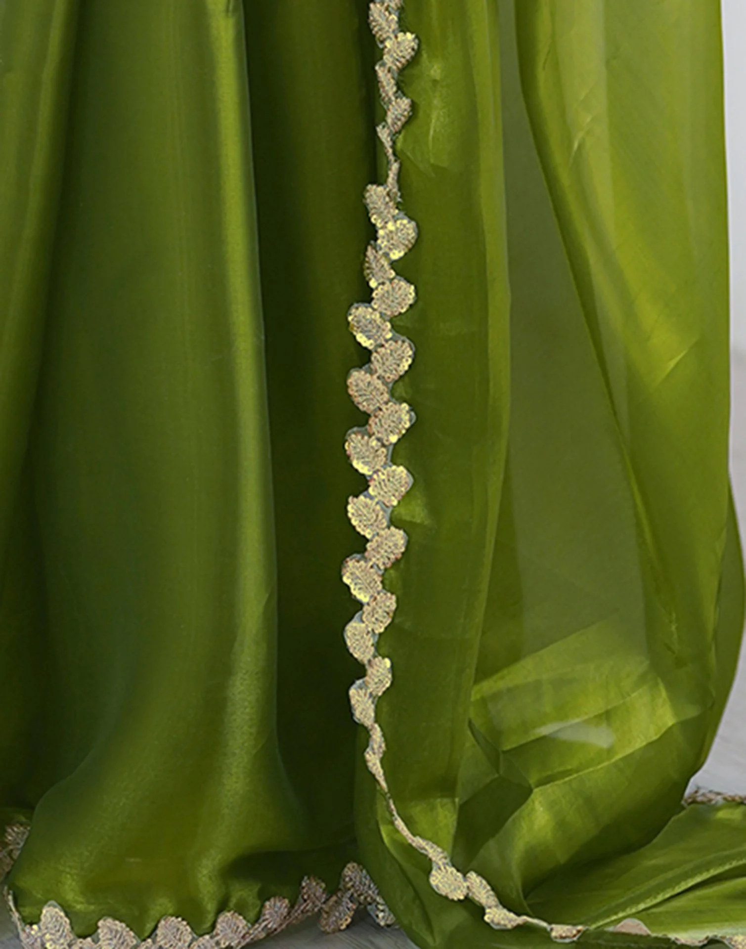 Green Tissue Silk Embroidery Lace Saree - Image 11