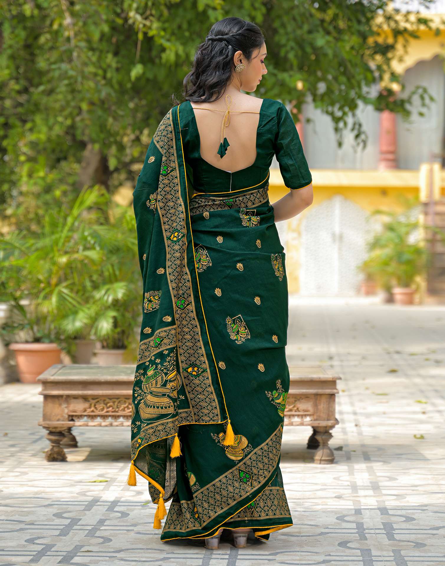 Green Vichitra Silk Foil Printed Saree - Image 6
