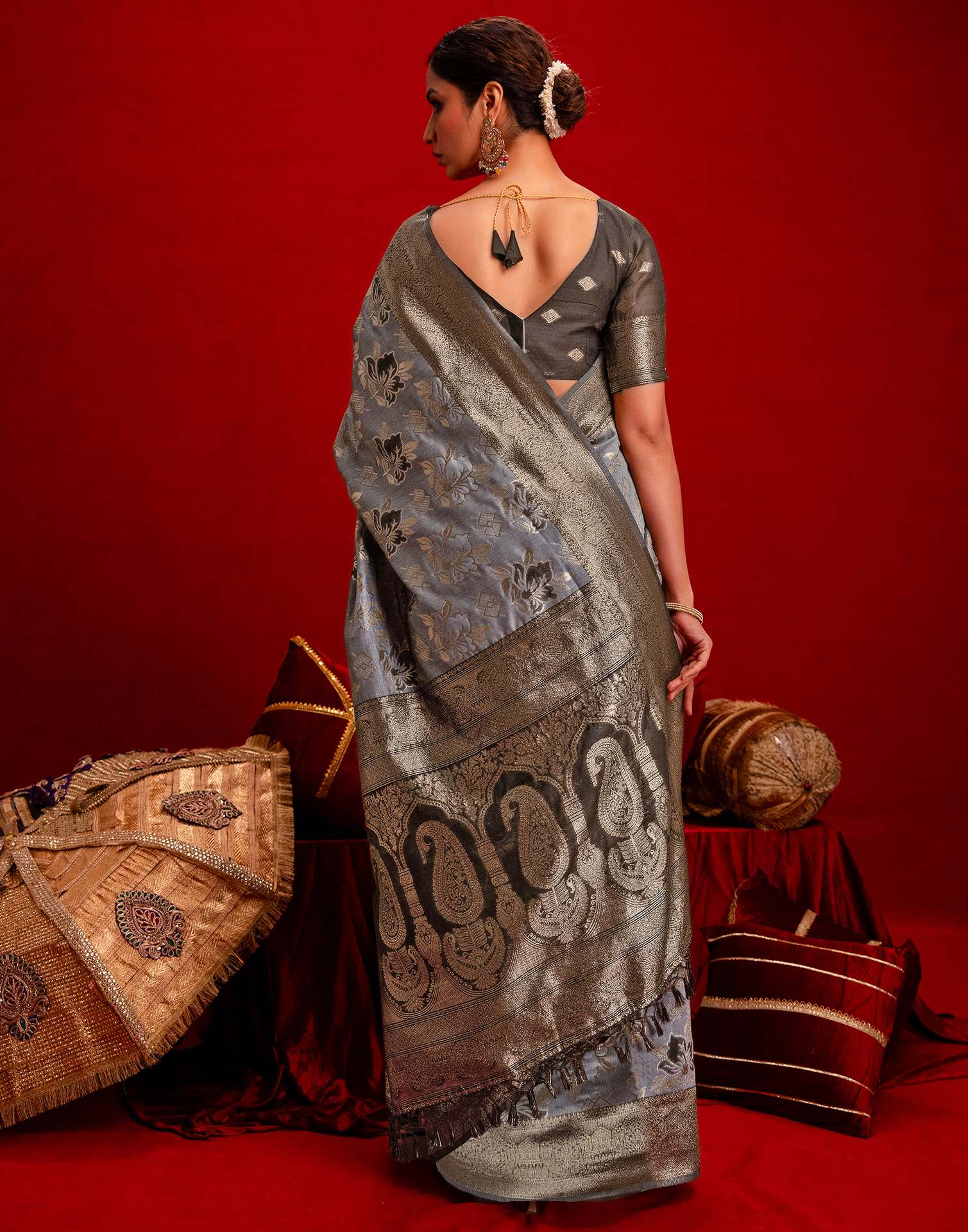 Grey Chanderi Cotton Woven Banarasi Saree - Image 7