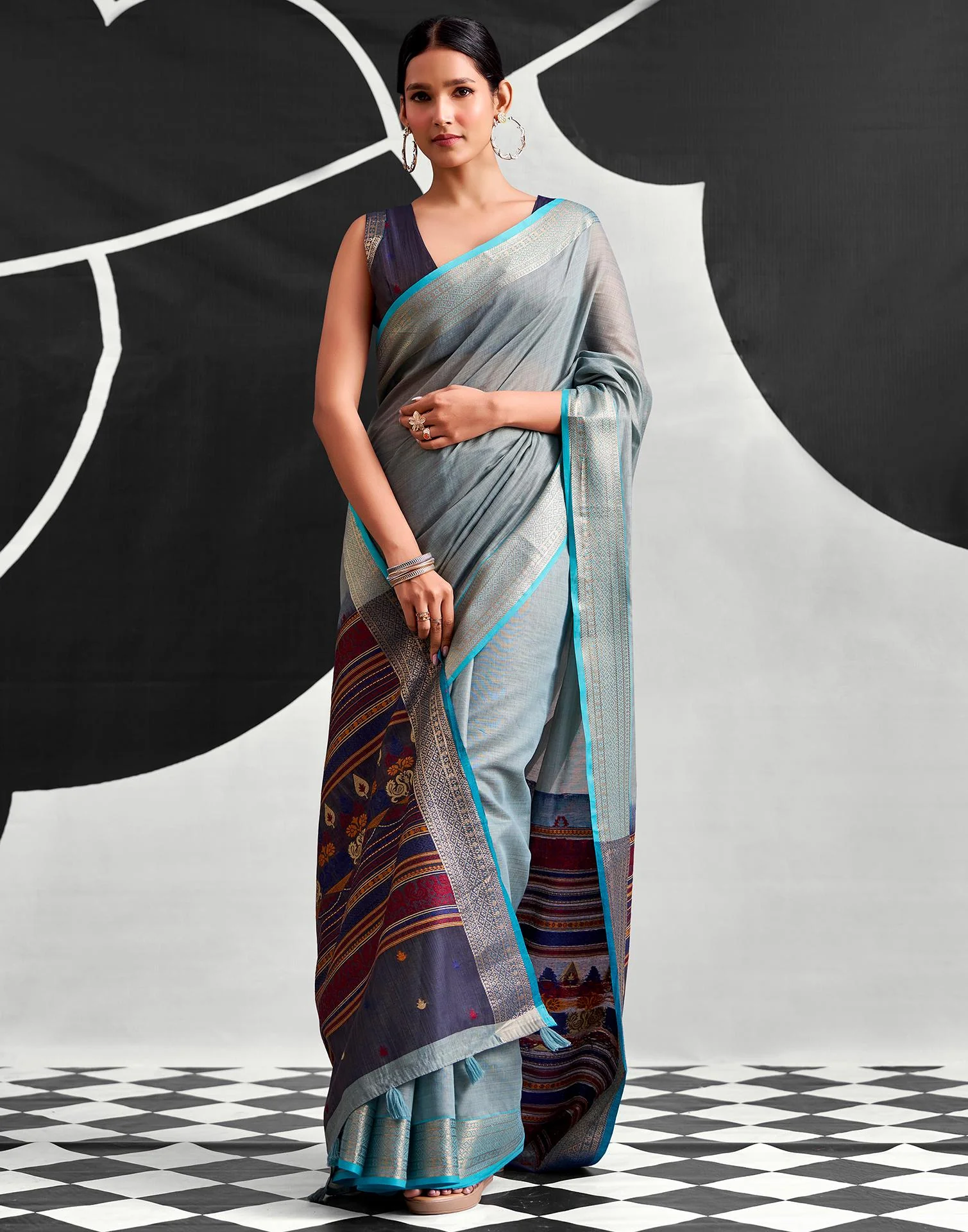 Grey Cotton Silk Woven Saree - Image 5