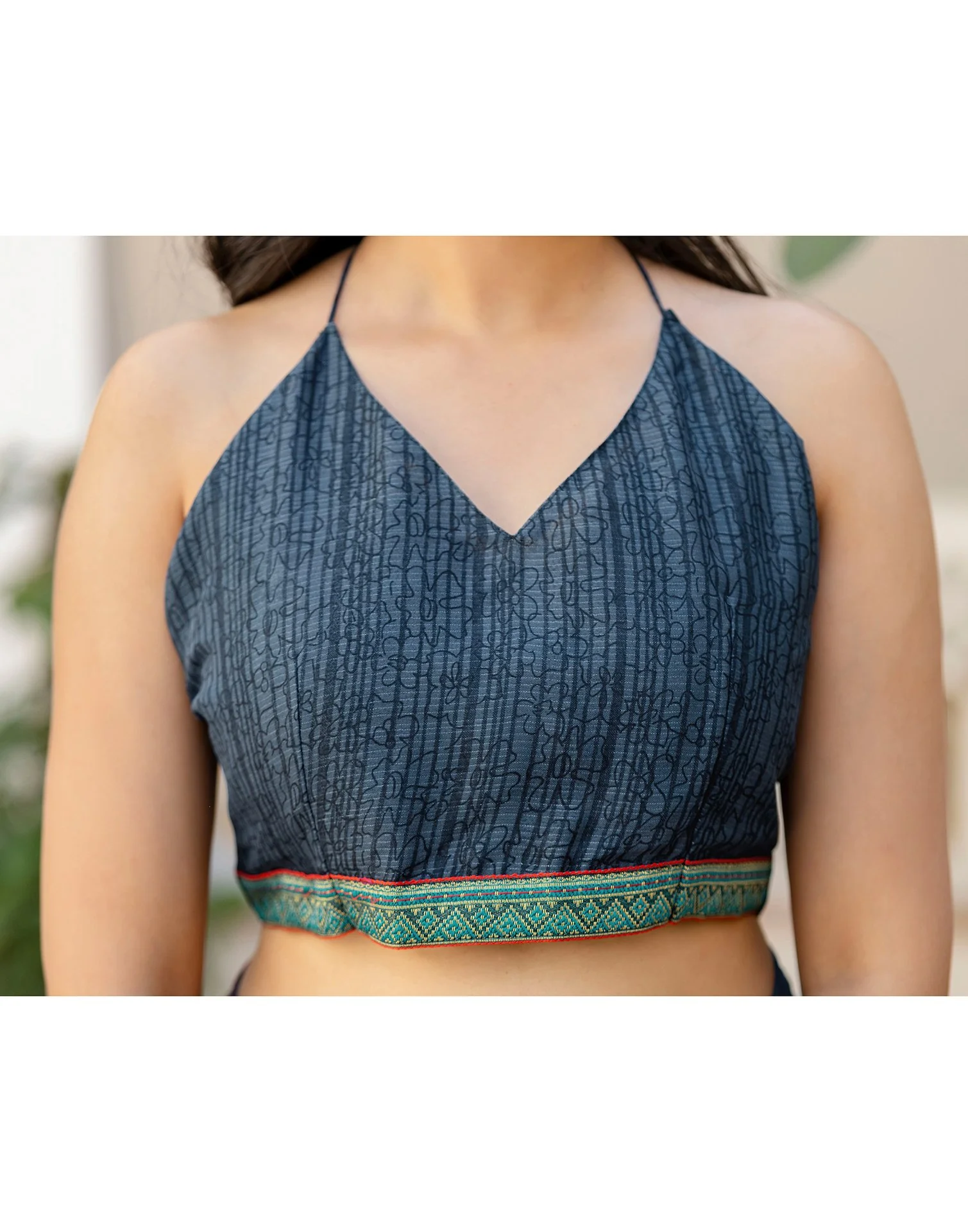 Grey Georgette Printed Lace Saree - Image 12