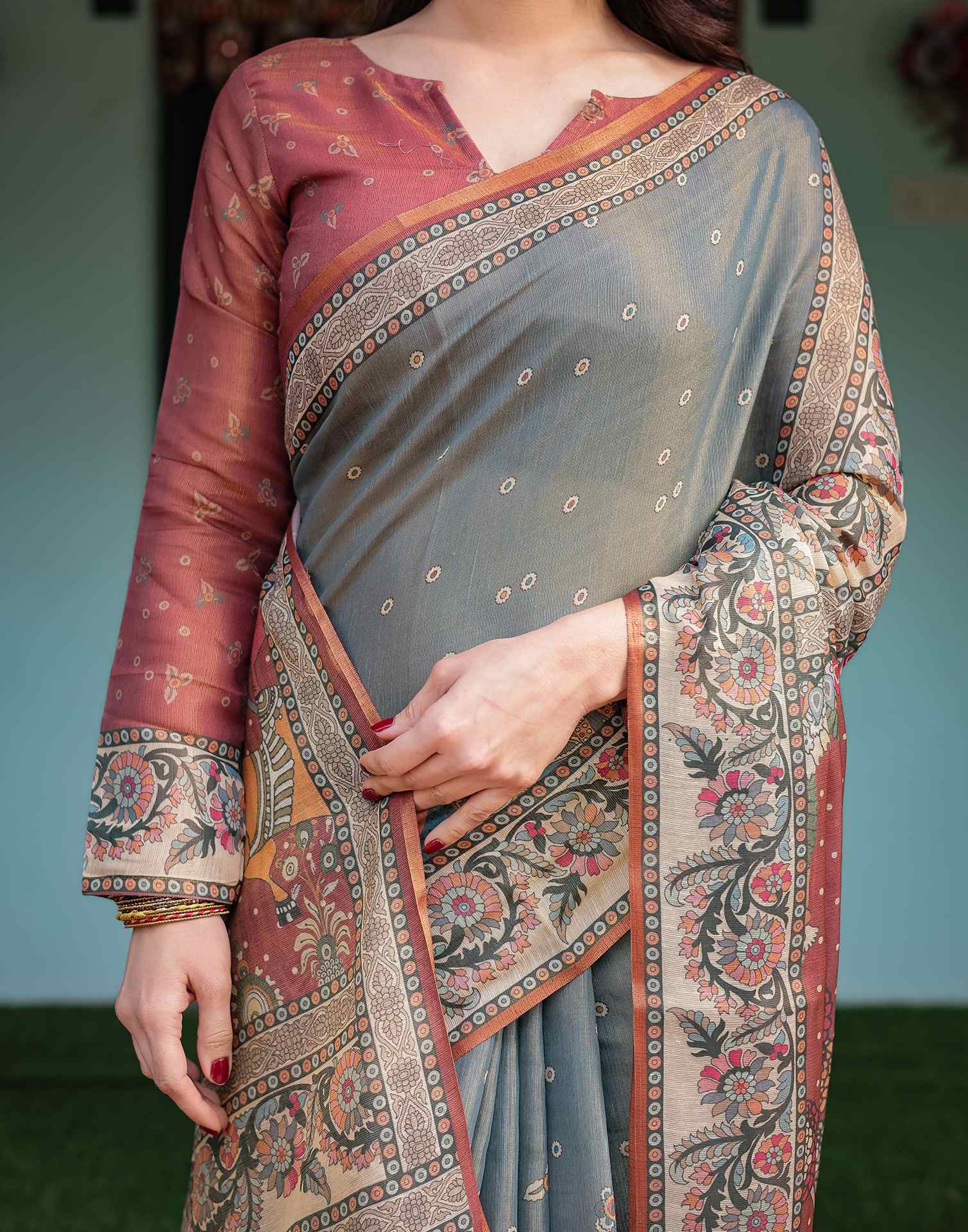 Grey Linen Kalamkari Saree - Image 7