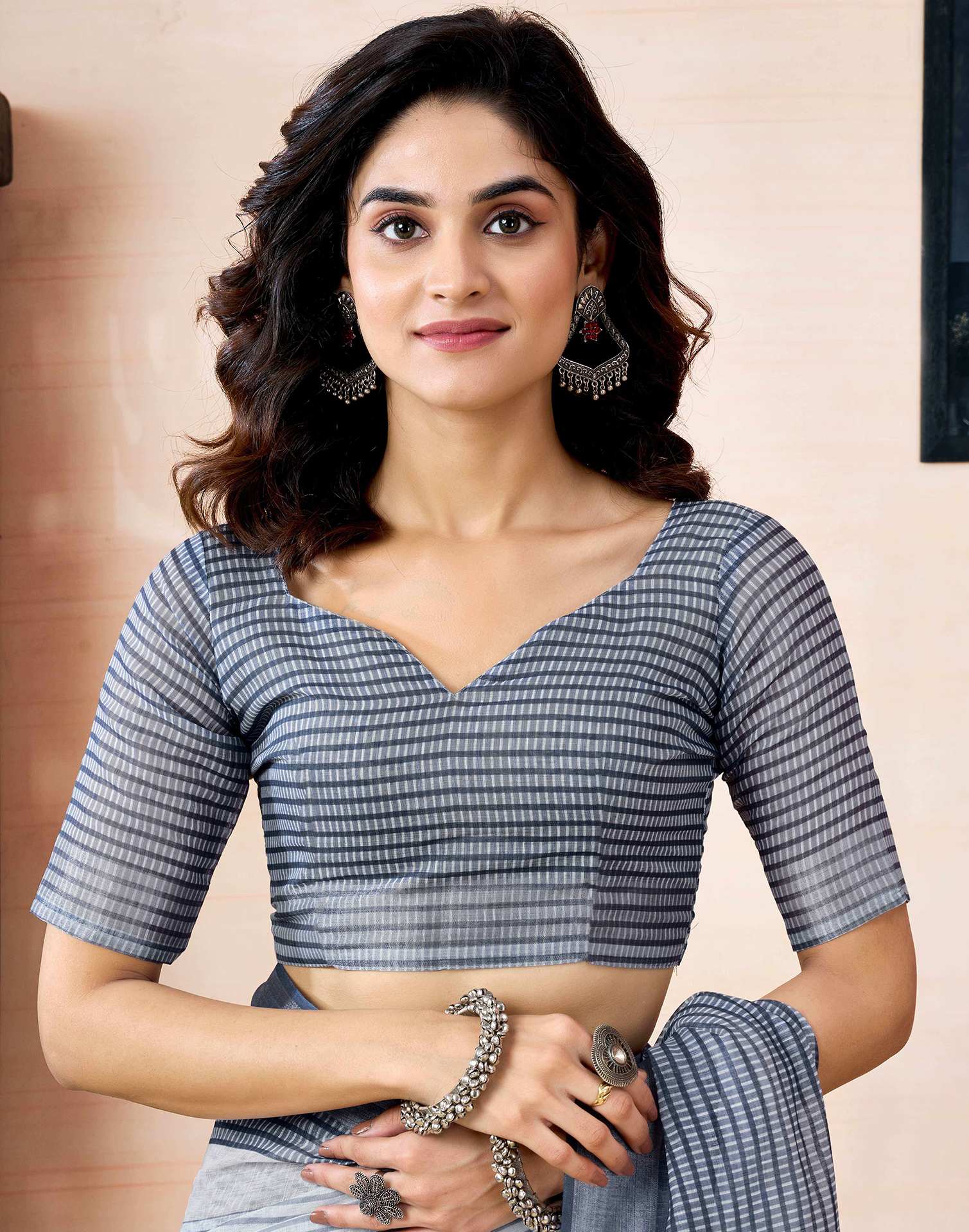 Ready to Wear Grey Linen Printed Saree With Pocket - Image 11