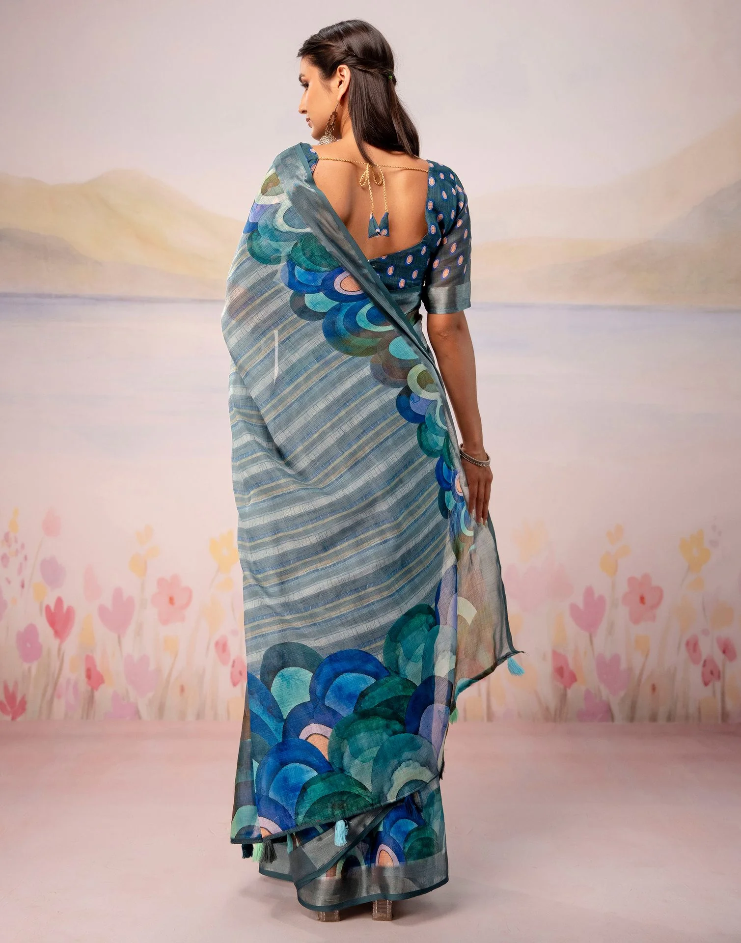 Grey Linen Printed Zari Border Saree - Image 8
