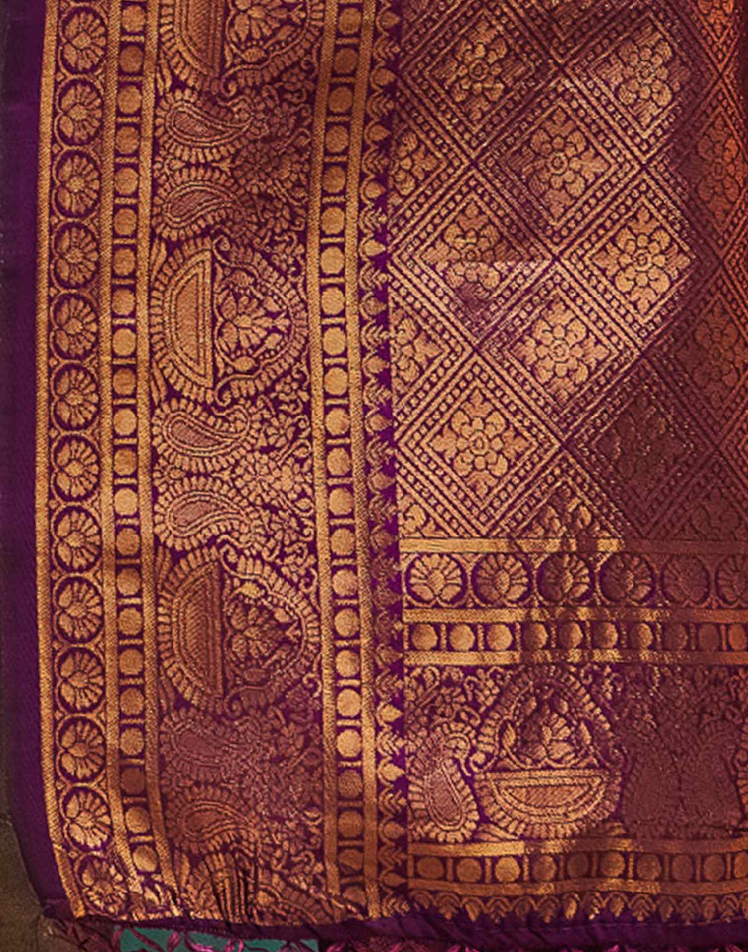 Grey Silk Woven Banarasi Saree - Image 8