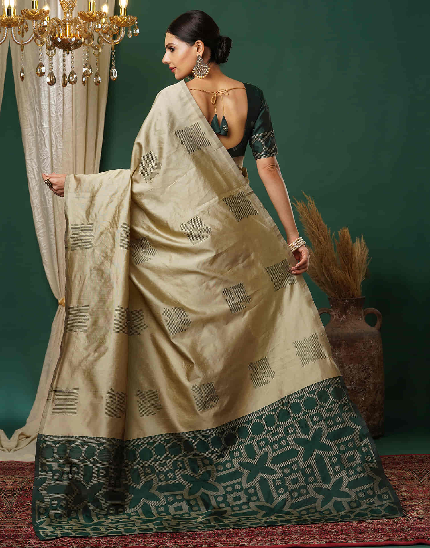 Khakhi Silk Woven Banarasi Saree - Image 5