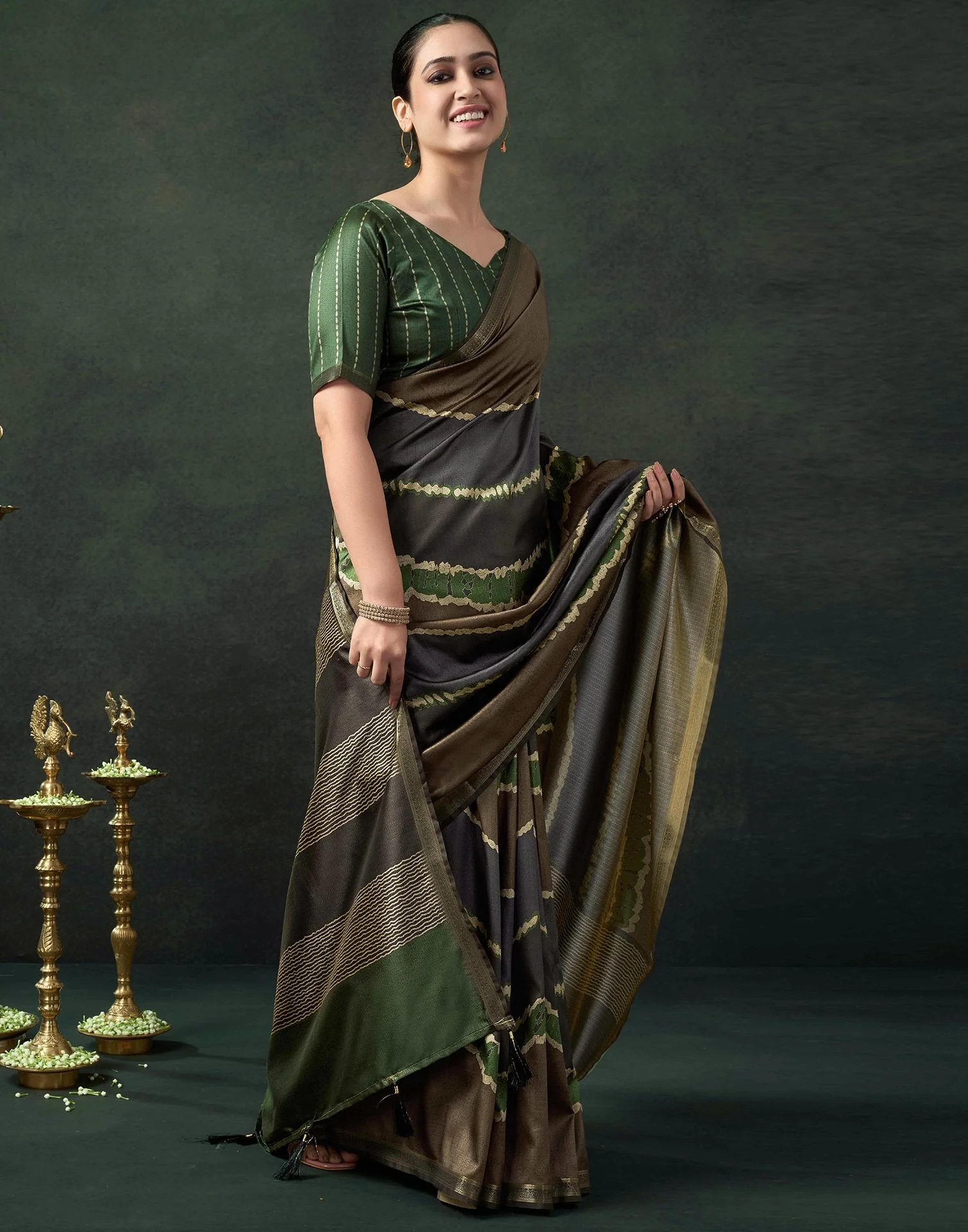 Khaki Silk Printed Saree - Image 5