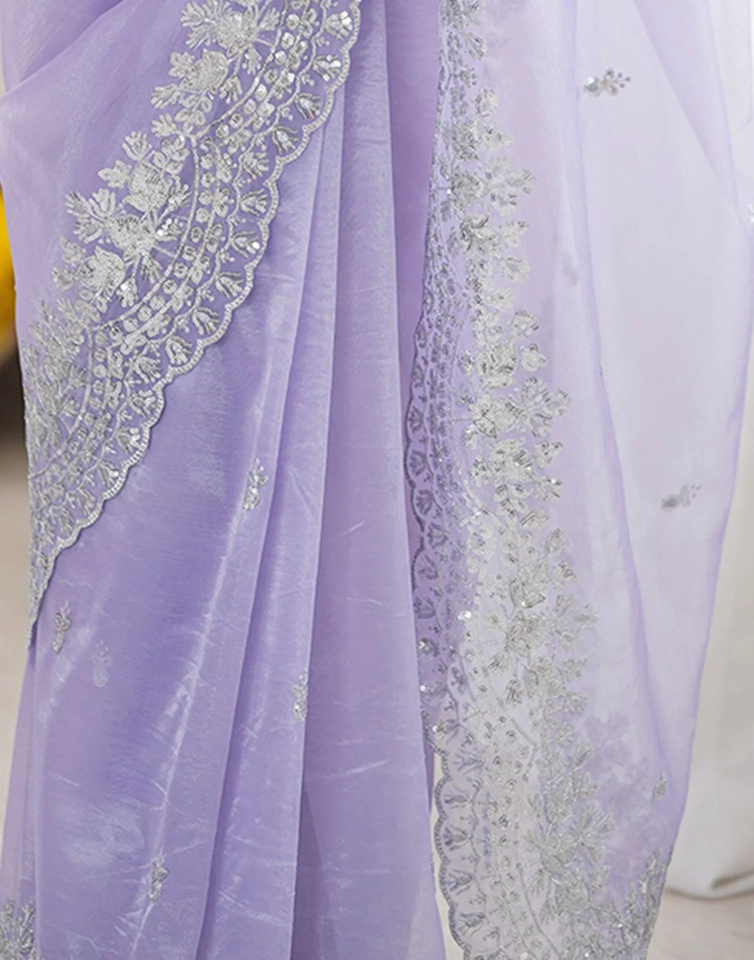 Lavender Net Sequence Embroidery Saree - Image 12