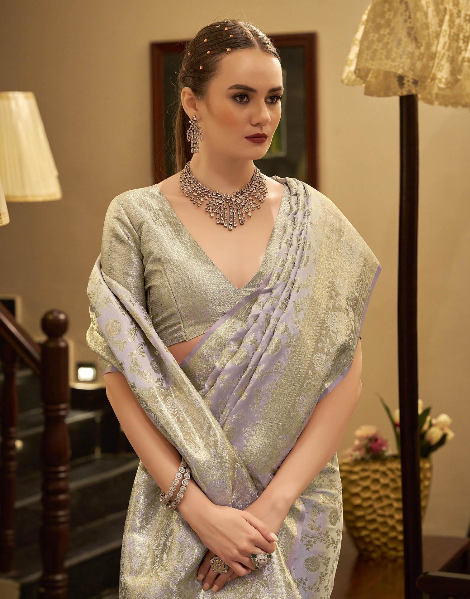 Lavender Satin Woven Banarasi Saree - Image 5