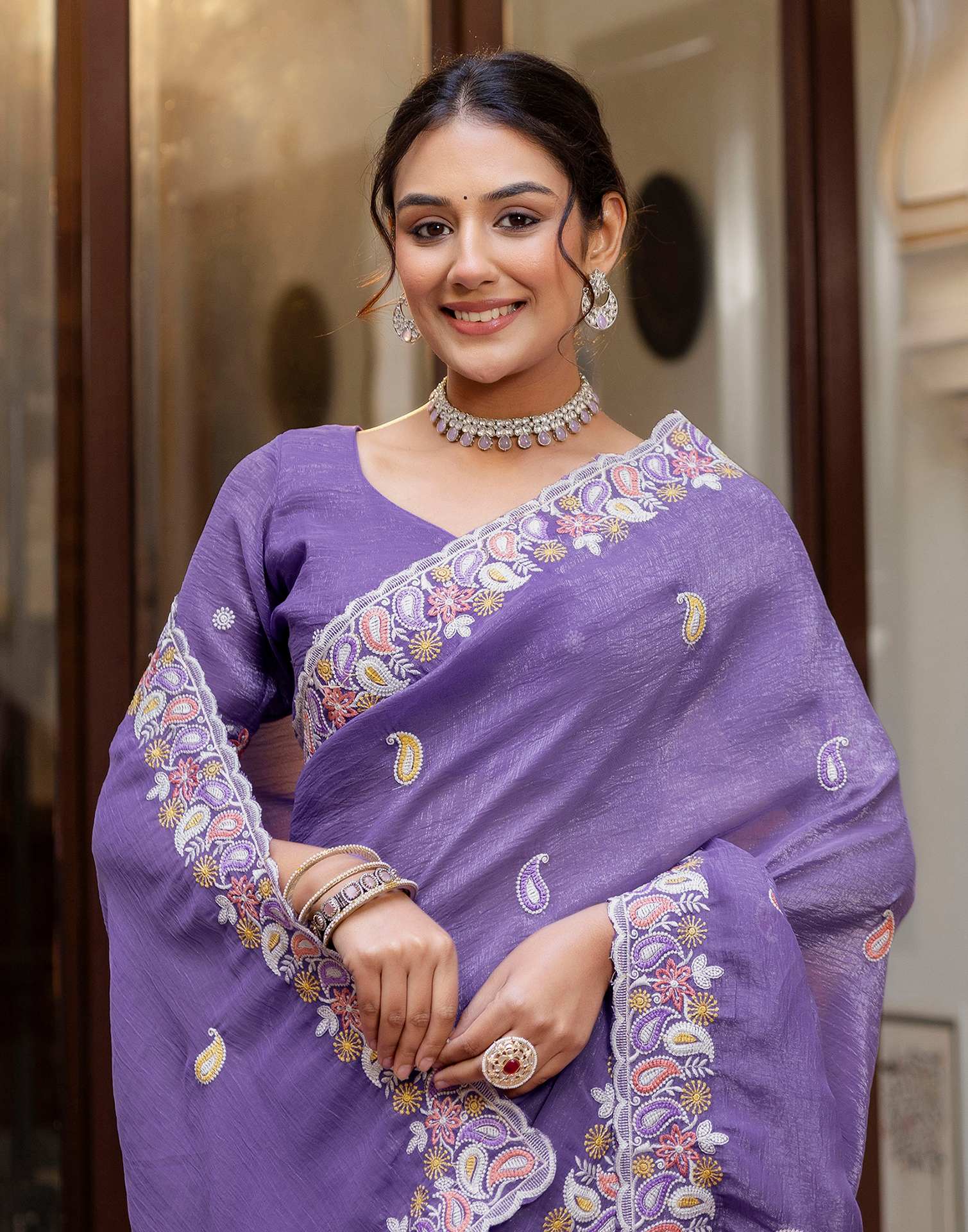 Lavender Shimmer Embroidery Saree - Image 2