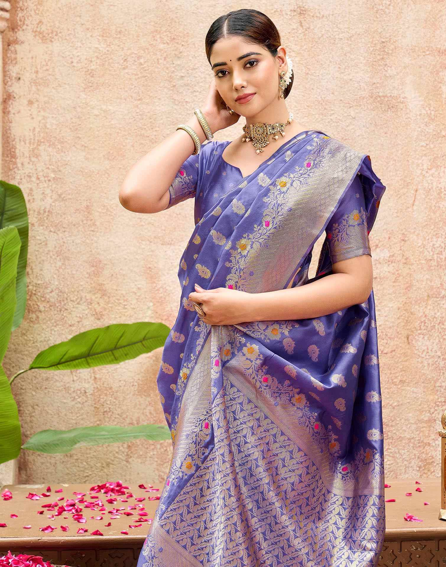 Lavender Silk Woven Banarasi Saree - Image 6