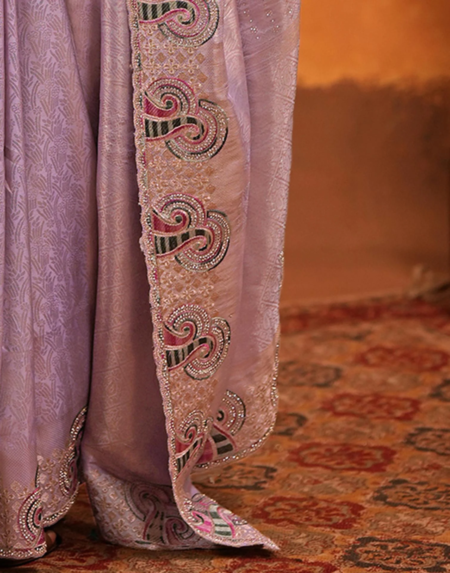 Lavender Silk Woven Embroidery Stone Work Embellished Saree - Image 9