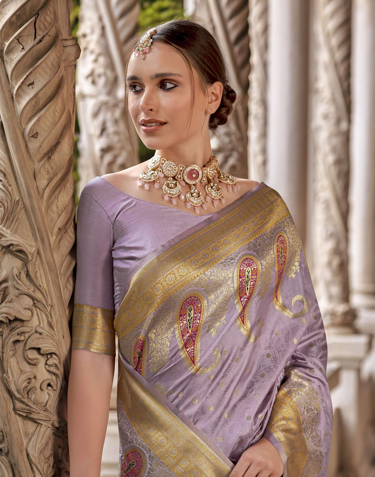 Lavender Silk Woven Banarasi Saree - Image 4