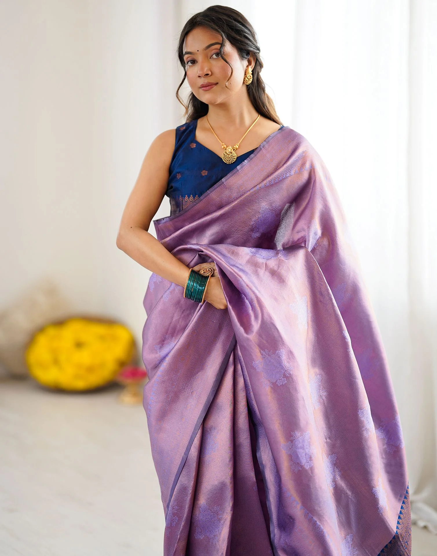 Lavender Silk Woven Saree - Image 2