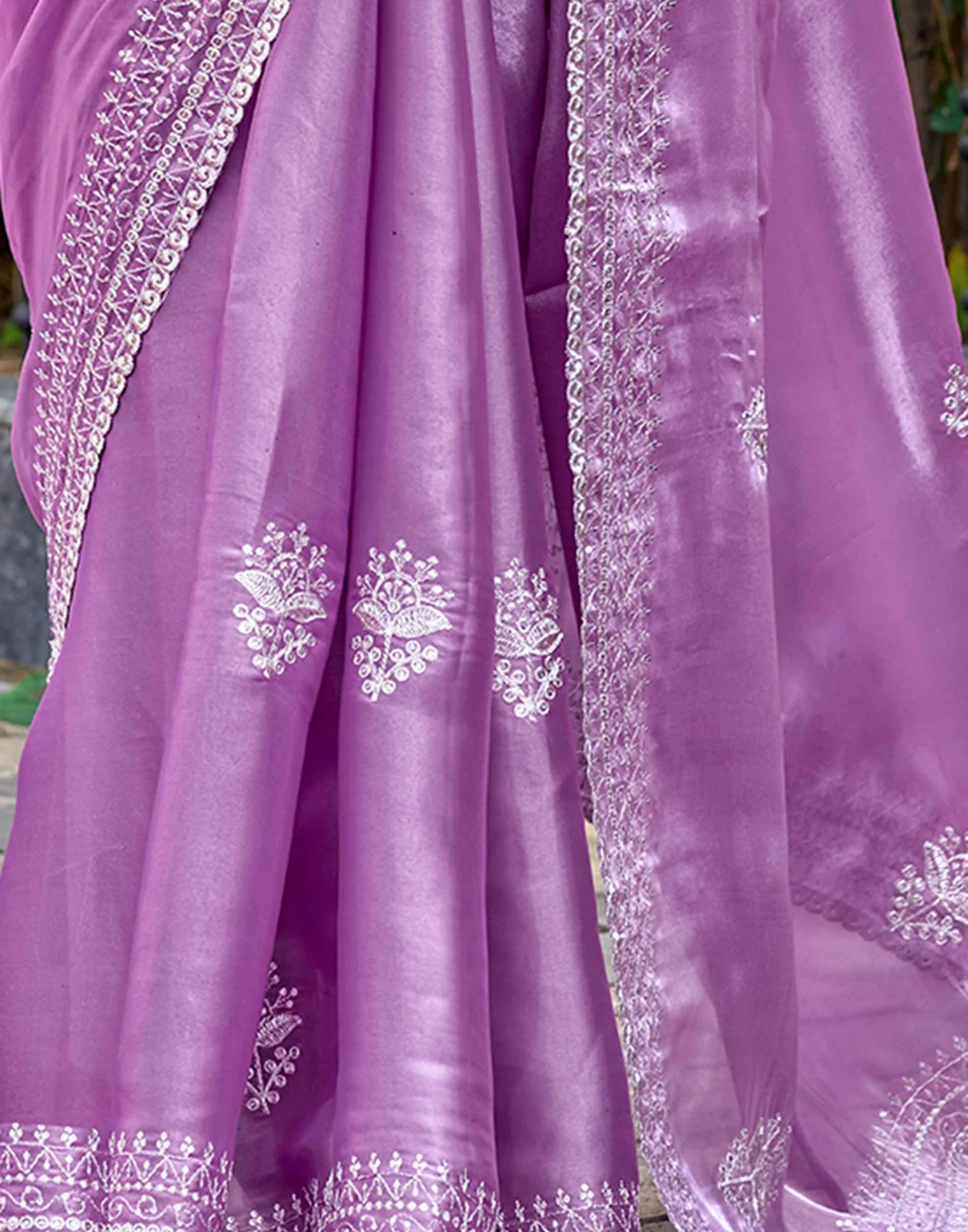 Lavender Tissue Silk Sequence Embroidery Saree - Image 7