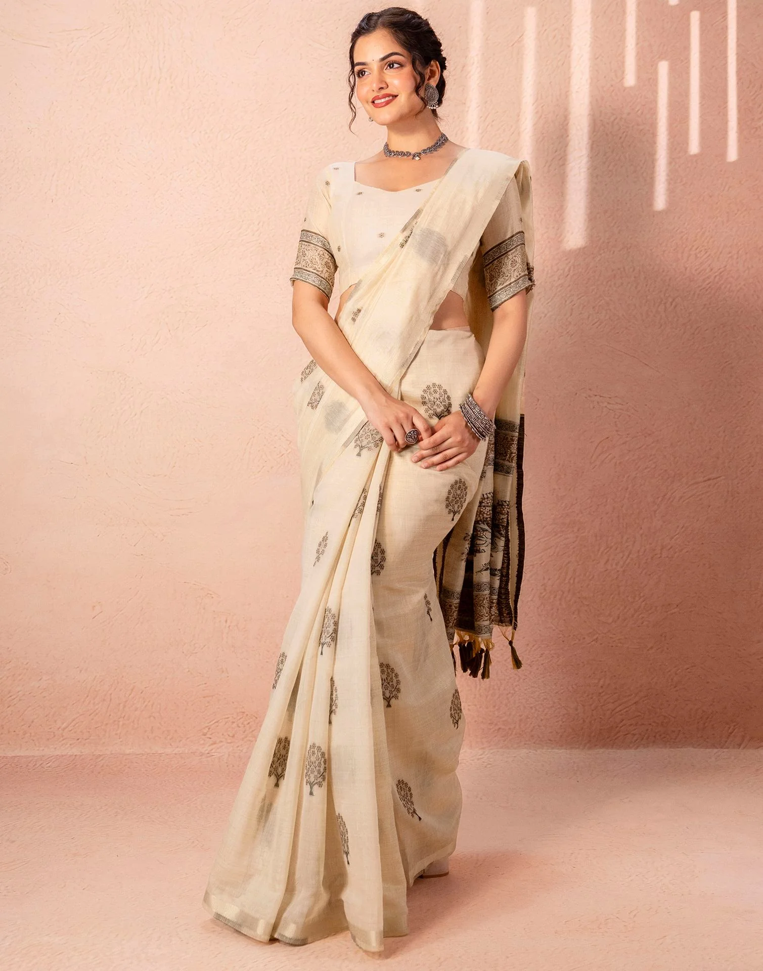 Light Beige Chanderi Cotton Woven Saree - Image 5