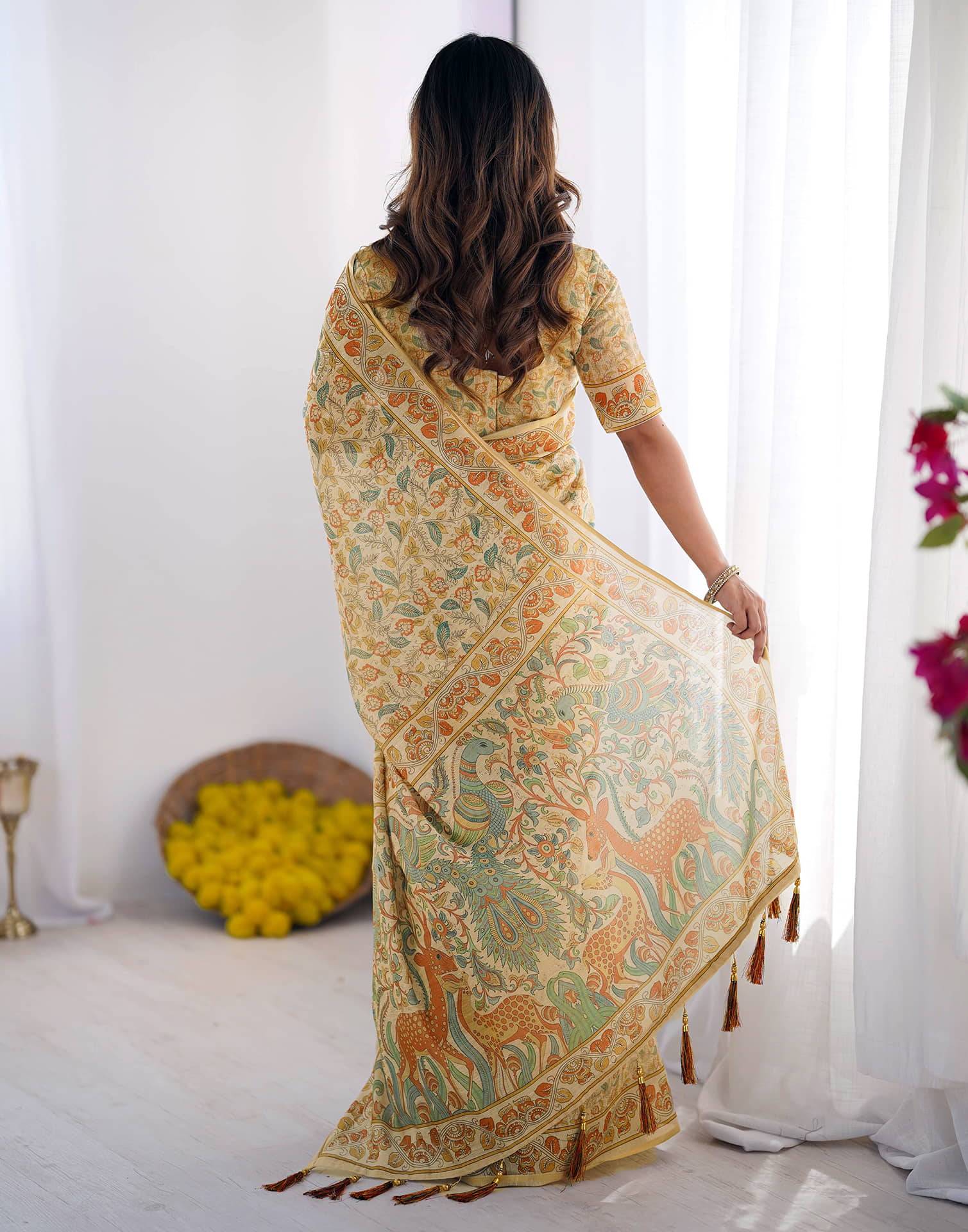 Light Beige Linen Floral Printed Saree - Image 4