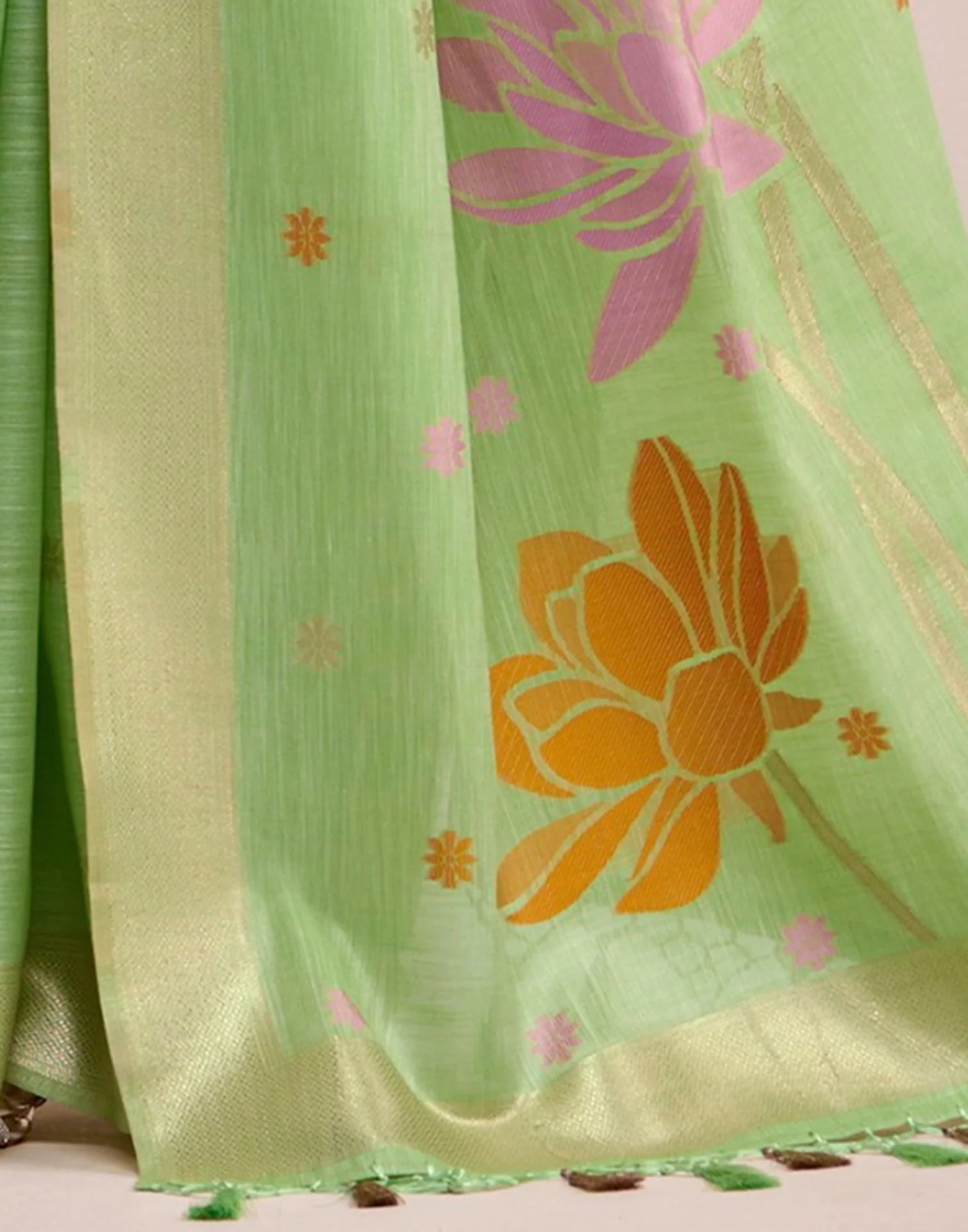 Light Green Linen Woven Saree - Image 6