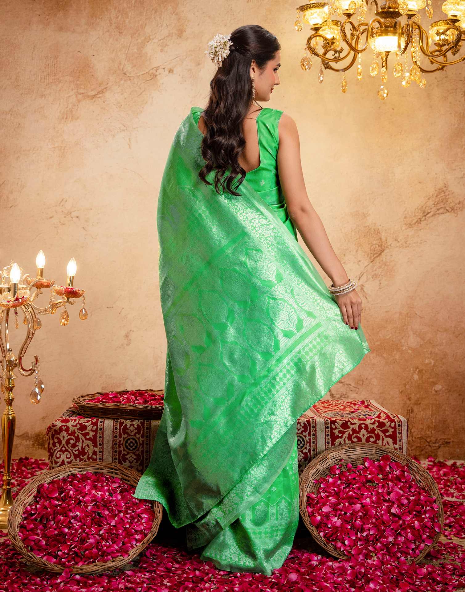 Light Green Silk Woven Banarasi Saree - Image 8