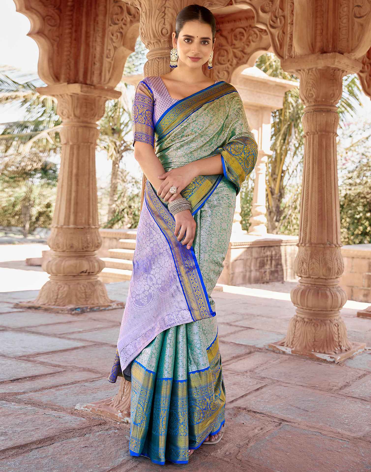 Light Green Silk Woven Kanjivaram Saree - Image 5
