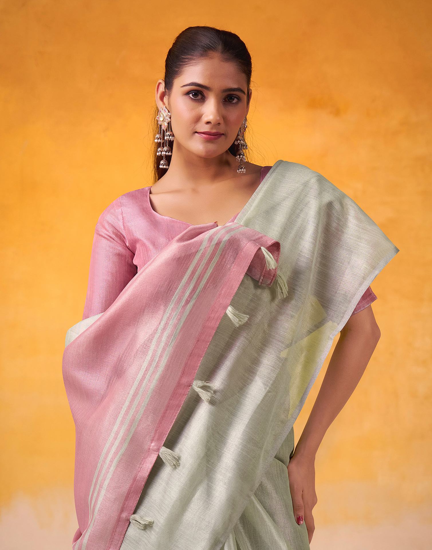Light Green Tissue Silk Woven Plain Saree - Image 2
