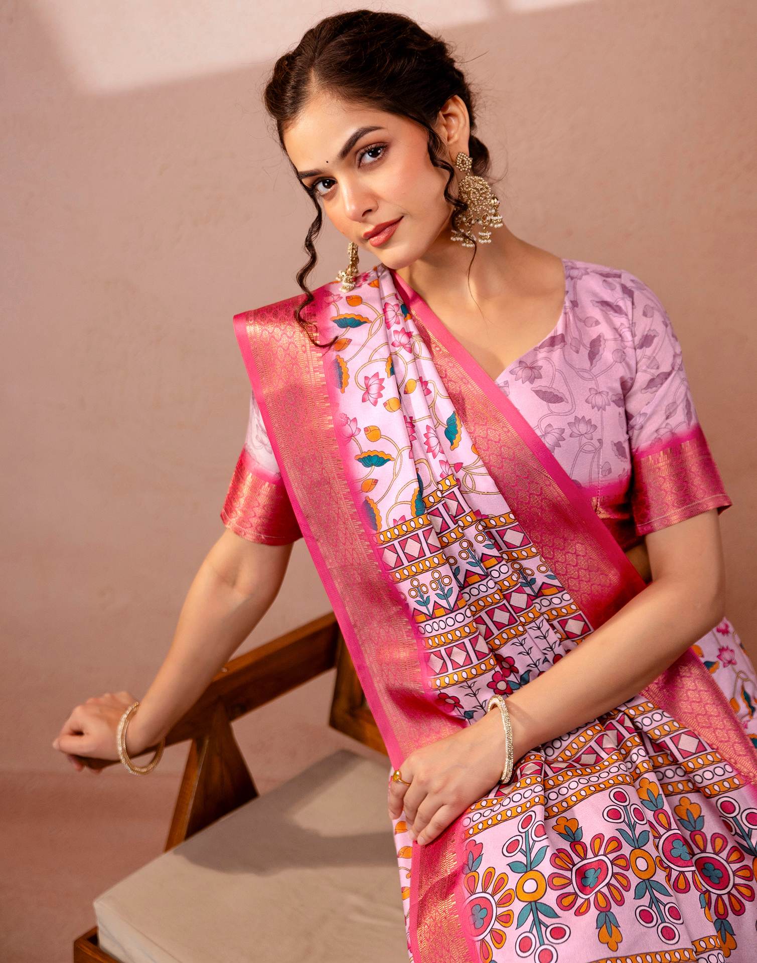 Light Mauve Silk Kalamkari Printed Woven Border Saree - Image 11