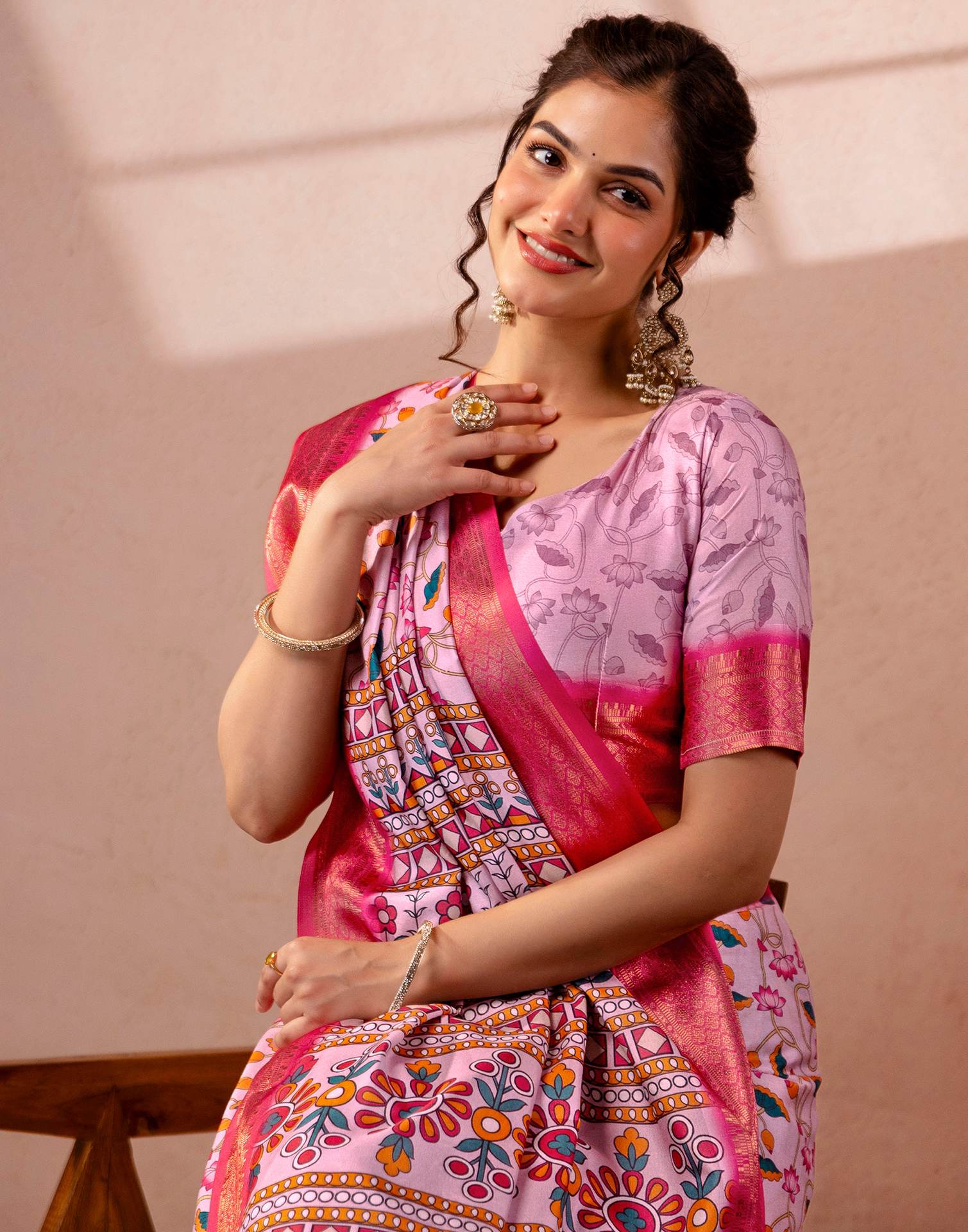 Light Mauve Silk Kalamkari Printed Woven Border Saree - Image 4