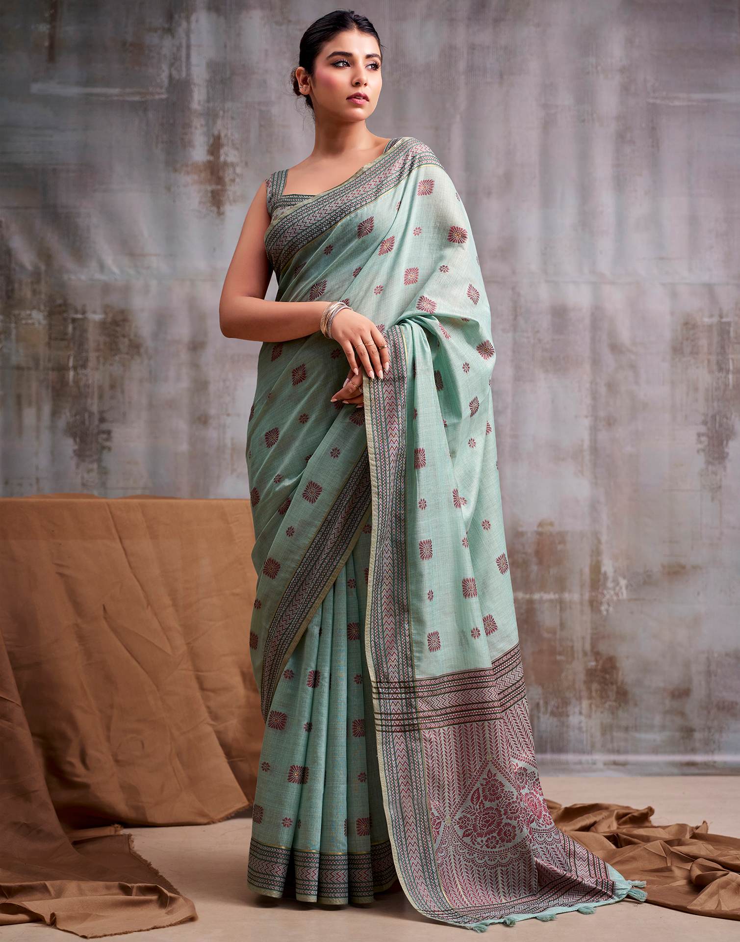 Light Mint Green Cotton Woven Saree - Image 5