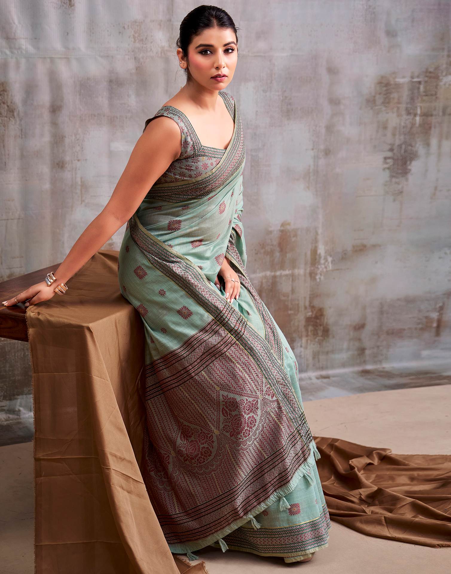 Light Mint Green Cotton Woven Saree - Image 6