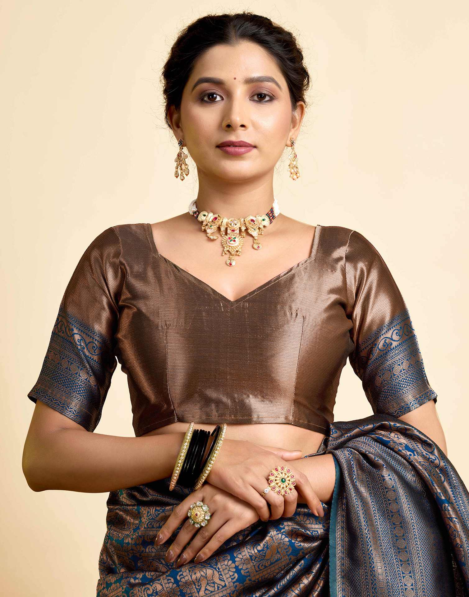 Light Navy Blue Silk Woven Kanjivaram Saree - Image 7
