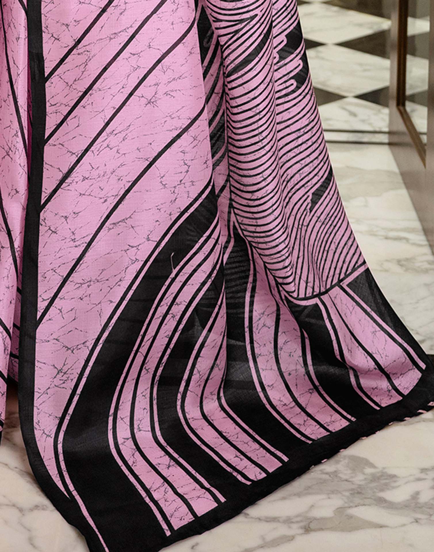 Light Pink Khadi Printed Saree - Image 11