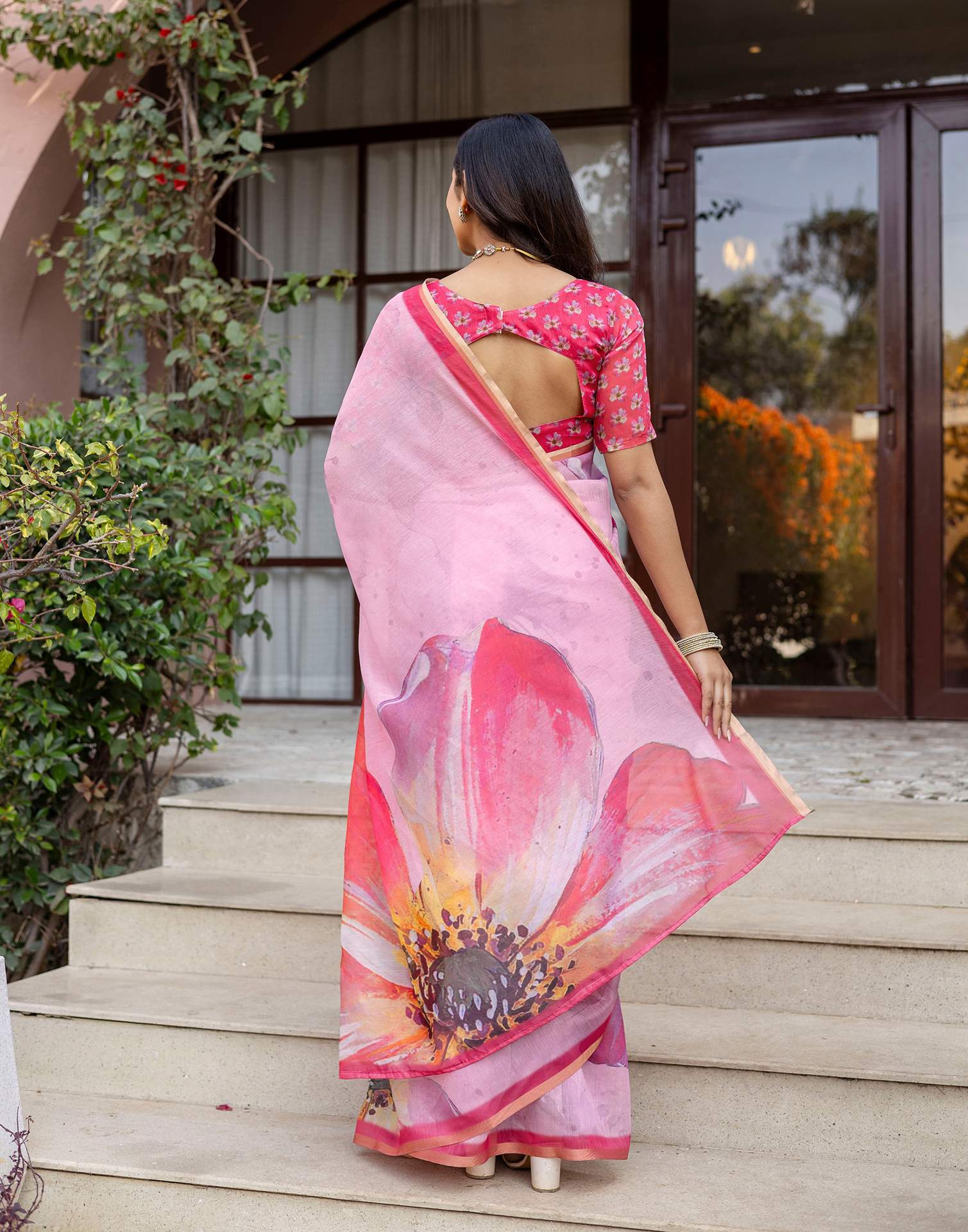 Light Pink Linen Floral Printed Saree - Image 7